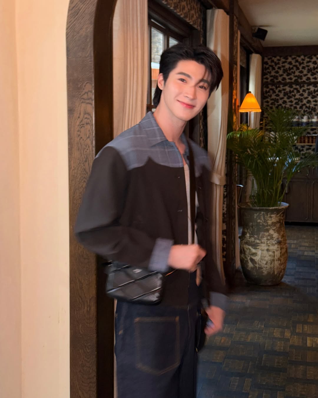 บลู - พงศ์ทิวัตถ์ ตั้งวันเจริญ