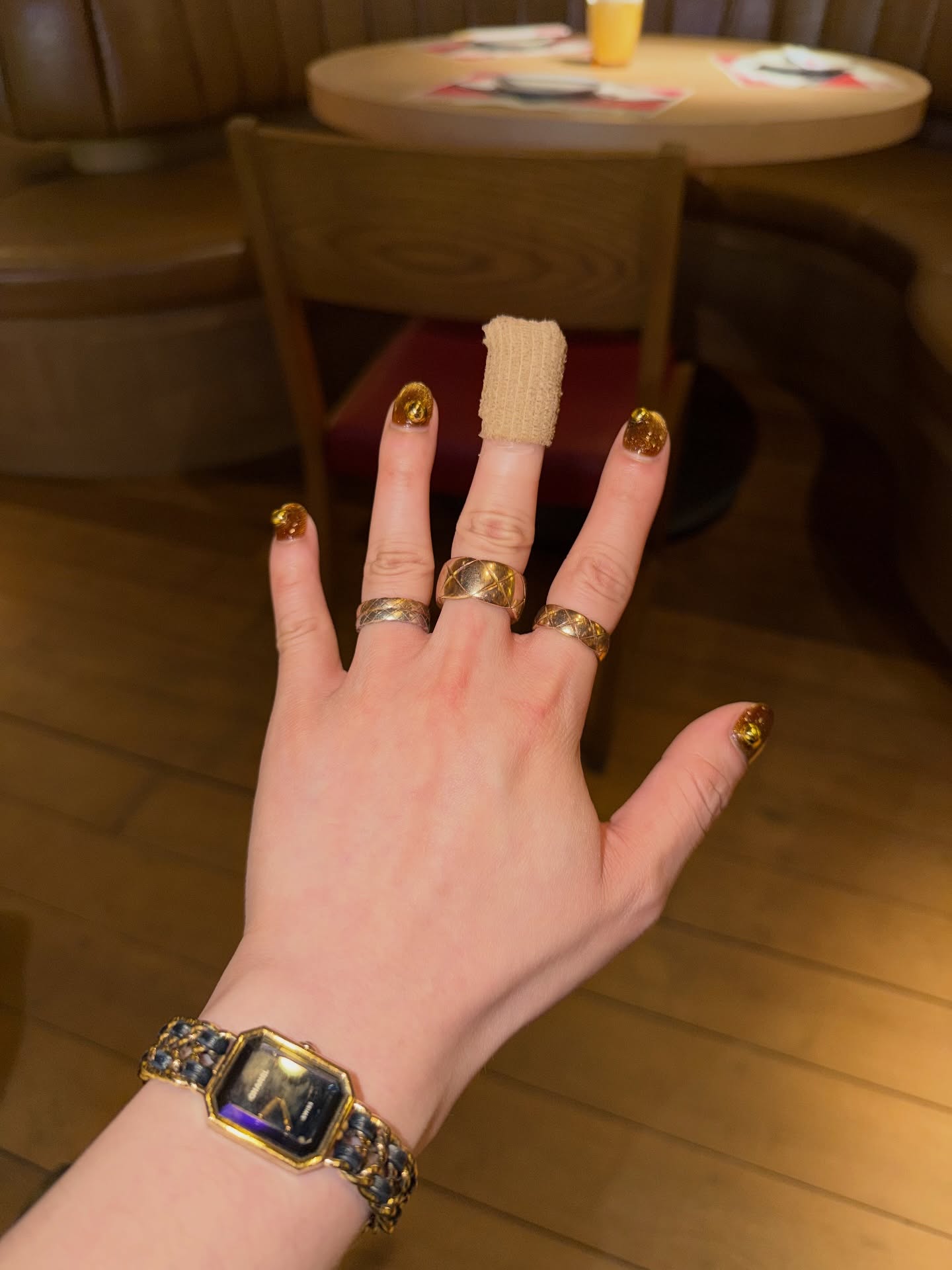 เจมส์ - ธีรดนย์ ศุภพันธุ์ภิญโญ