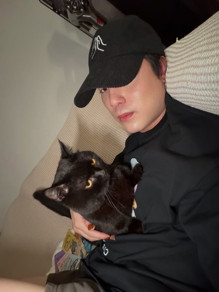 เจมส์ - ธีรดนย์ ศุภพันธุ์ภิญโญ