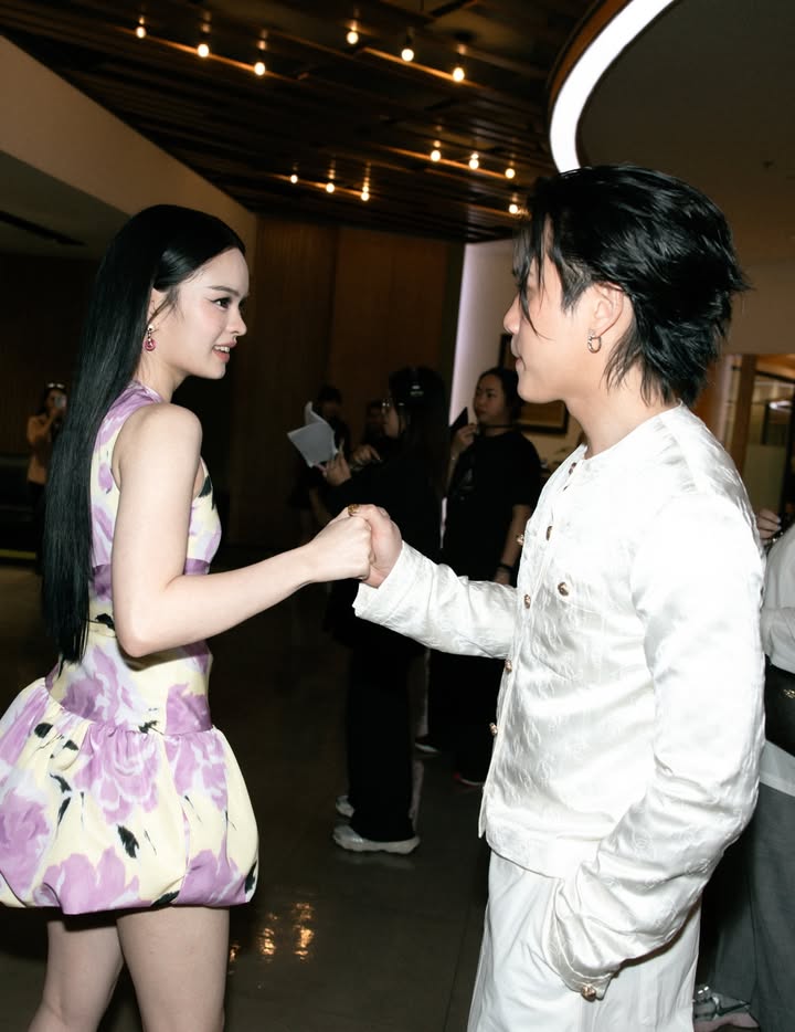 เจมส์ - ธีรดนย์ ศุภพันธุ์ภิญโญ