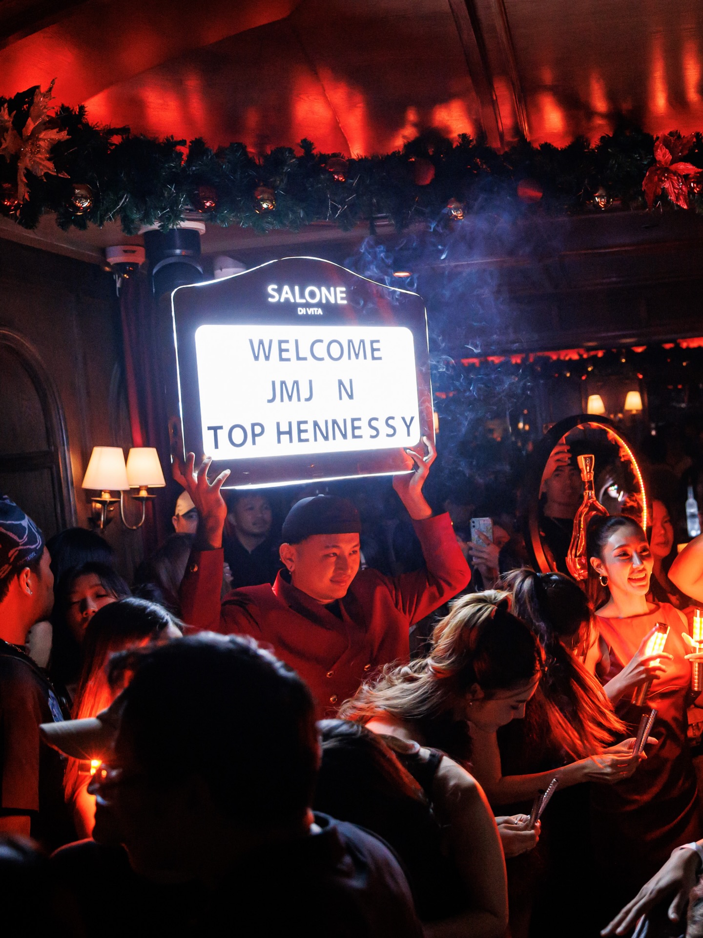 เจมส์ - ธีรดนย์ ศุภพันธุ์ภิญโญ