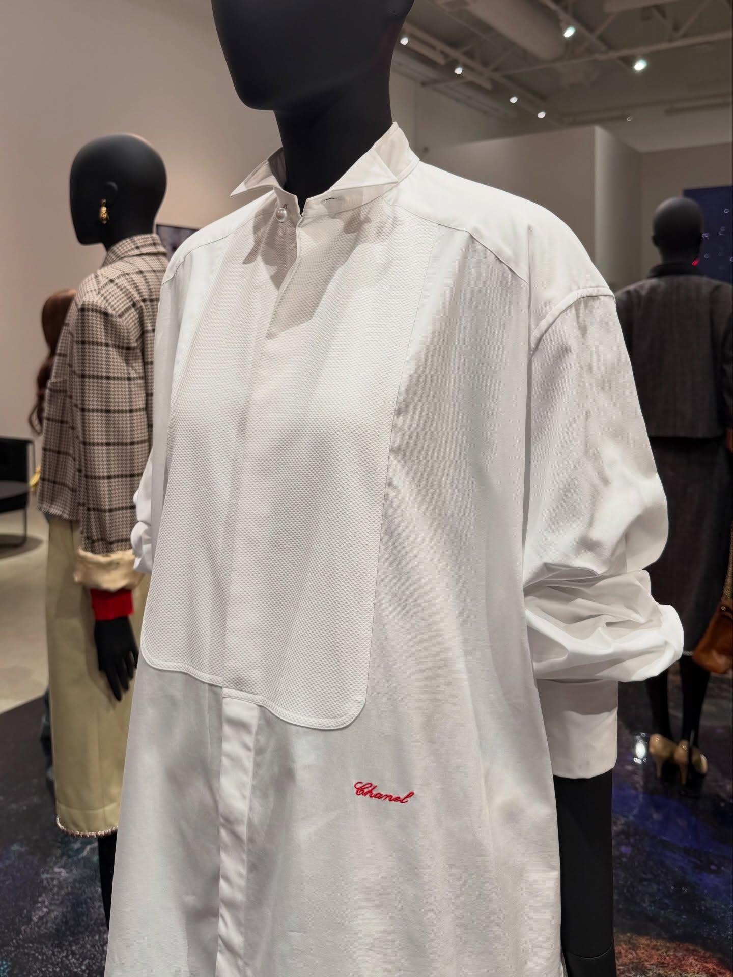 เจมส์ - ธีรดนย์ ศุภพันธุ์ภิญโญ