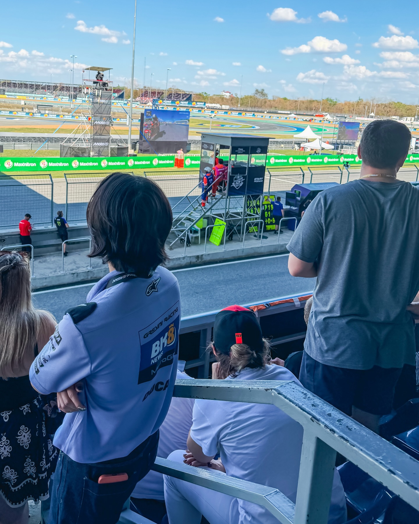 เจมส์ - ธีรดนย์ ศุภพันธุ์ภิญโญ