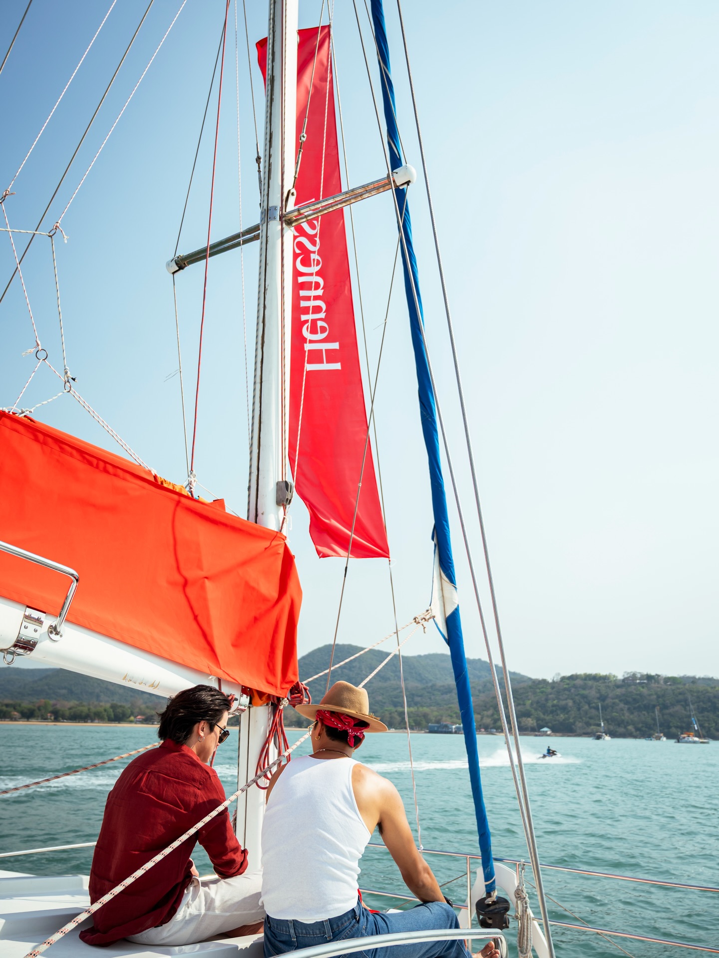 เจมส์ - ธีรดนย์ ศุภพันธุ์ภิญโญ