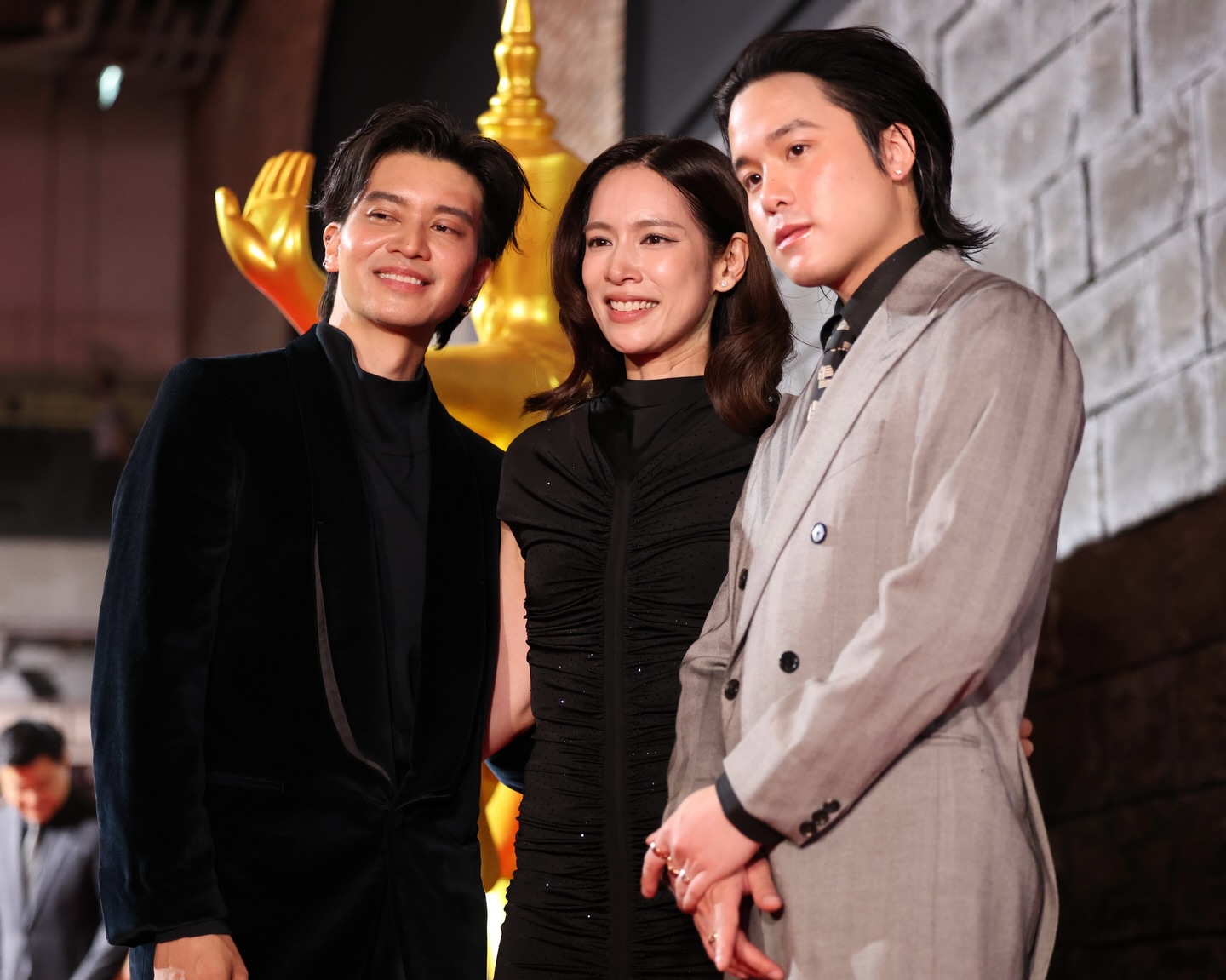 เจมส์ - ธีรดนย์ ศุภพันธุ์ภิญโญ