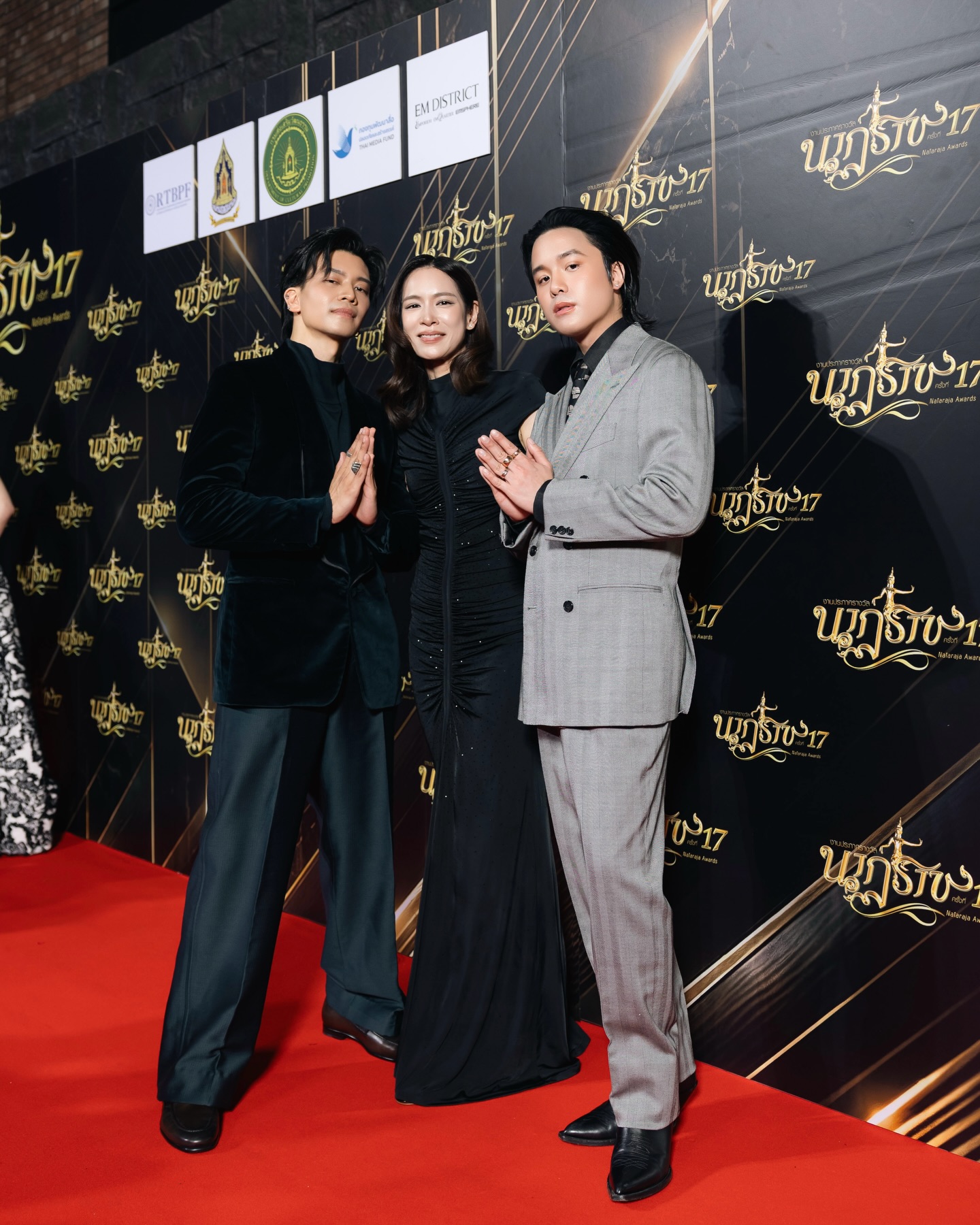 เจมส์ - ธีรดนย์ ศุภพันธุ์ภิญโญ