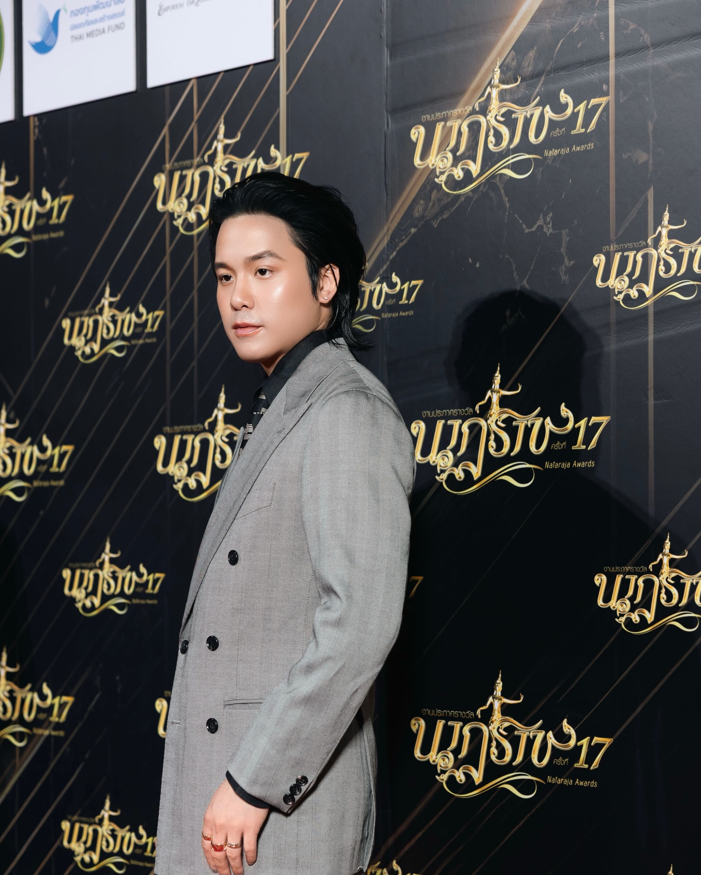 เจมส์ - ธีรดนย์ ศุภพันธุ์ภิญโญ