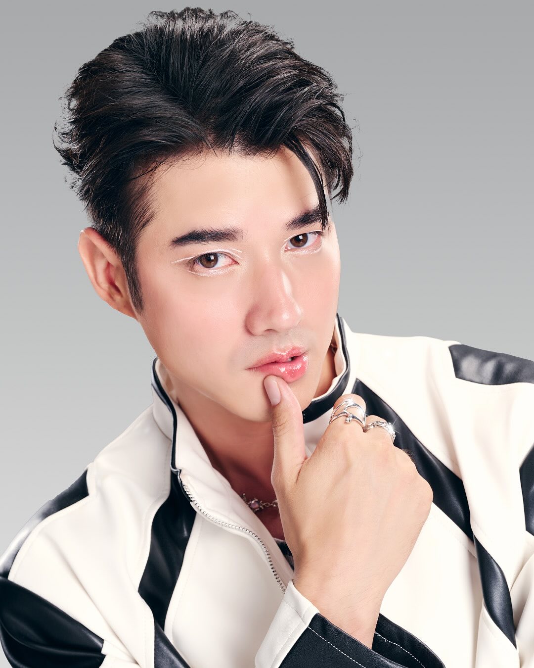 โอ้ - มาริโอ้ เมาเร่อ