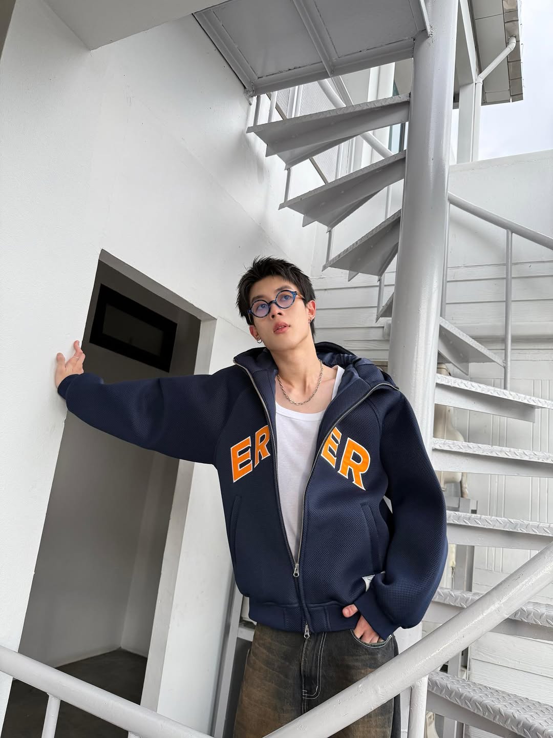นิว - ชยภัค ตันประยูร