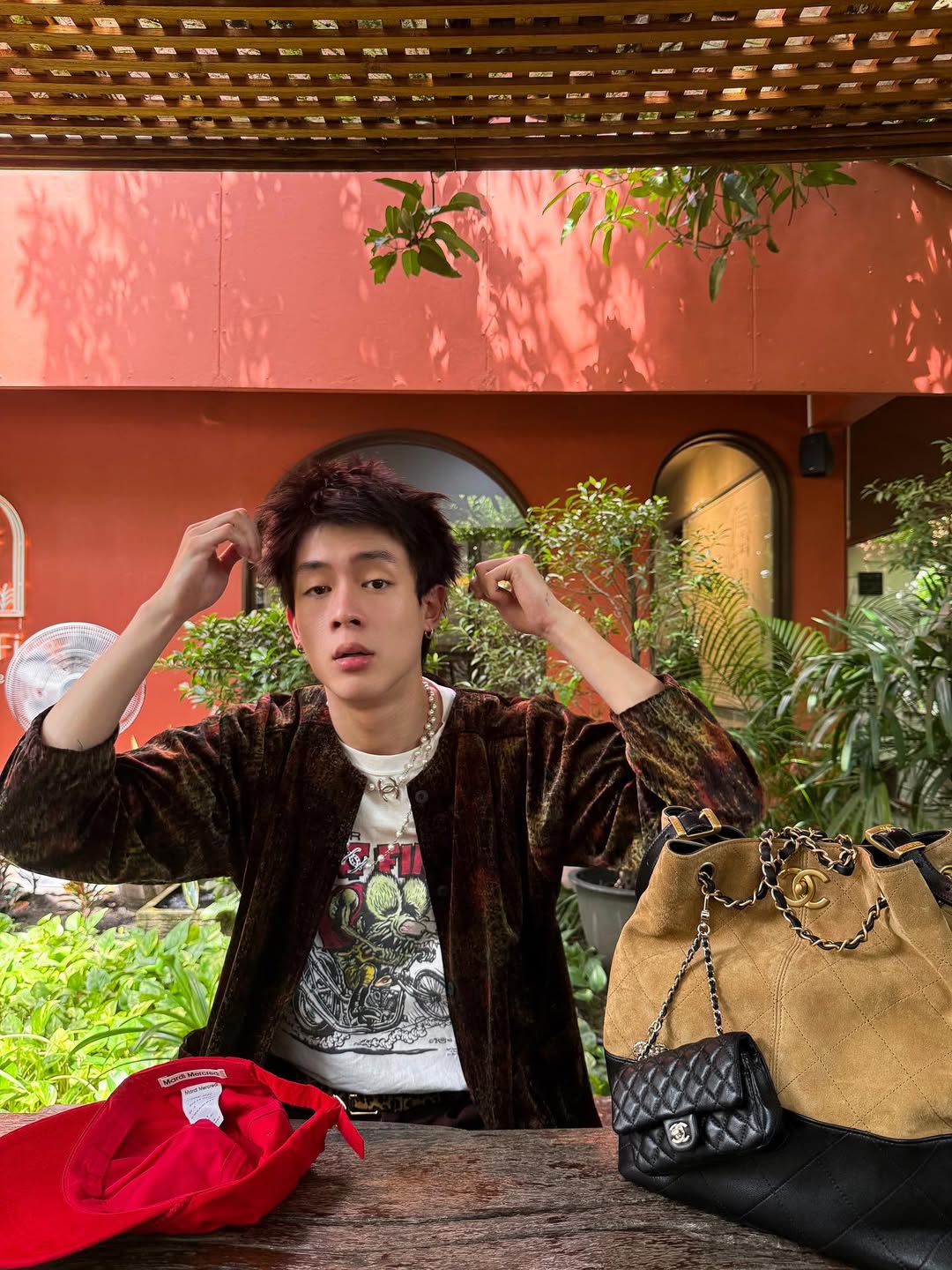 นิว - ชยภัค ตันประยูร