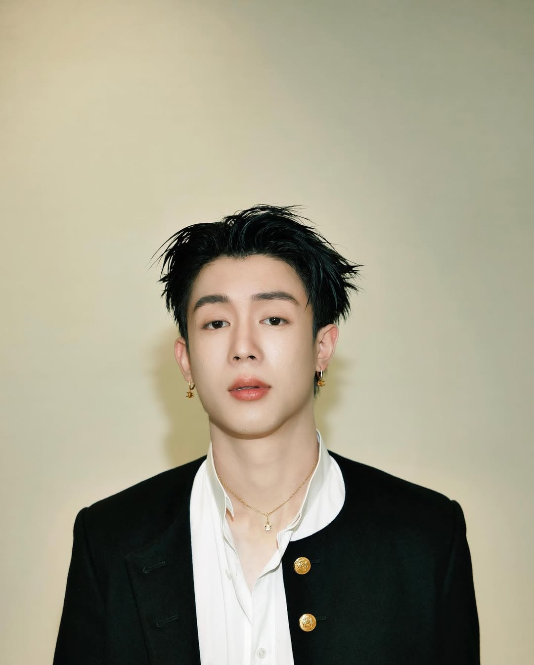 นิว - ชยภัค ตันประยูร