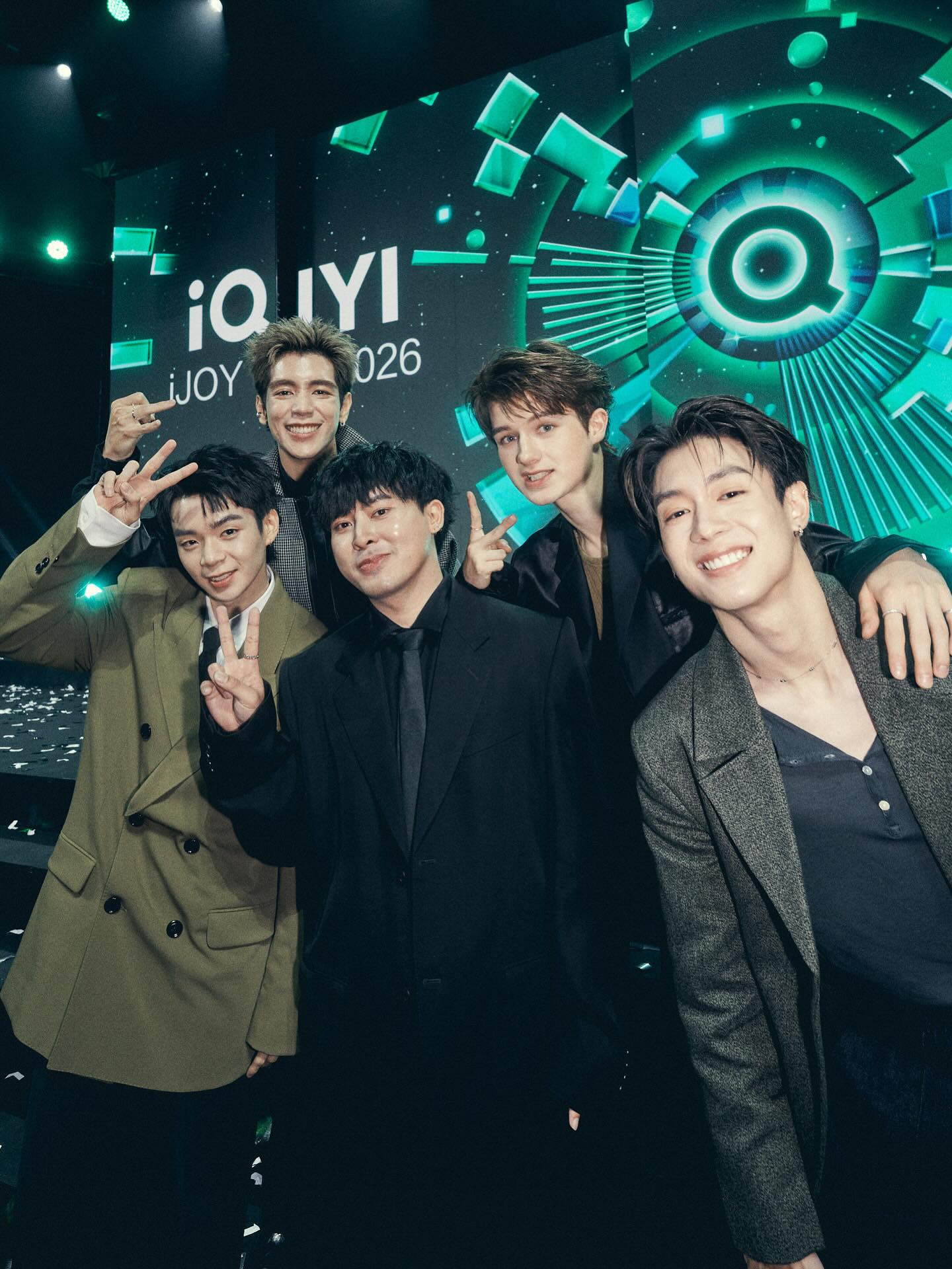 นิว - ชยภัค ตันประยูร