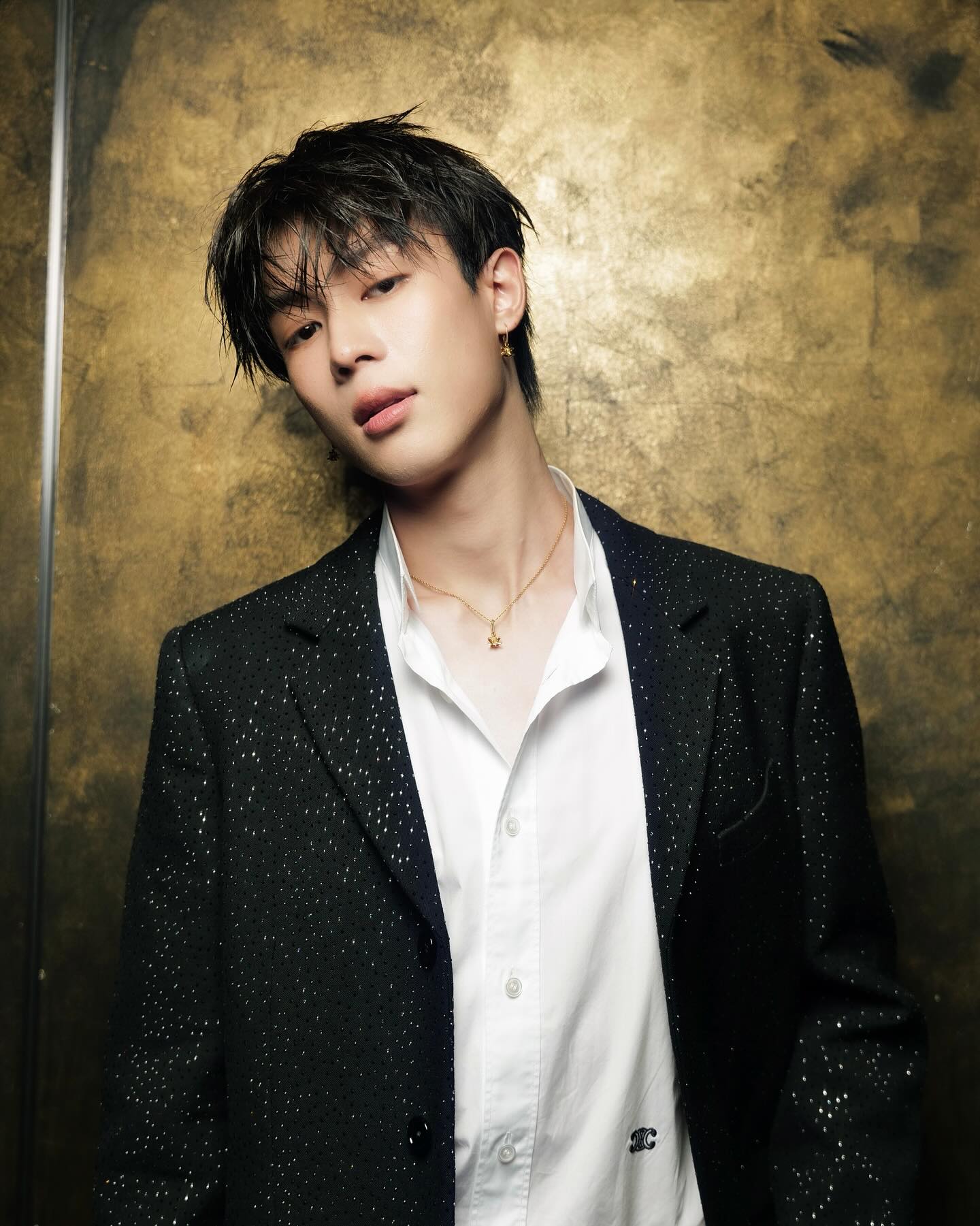 นิว - ชยภัค ตันประยูร