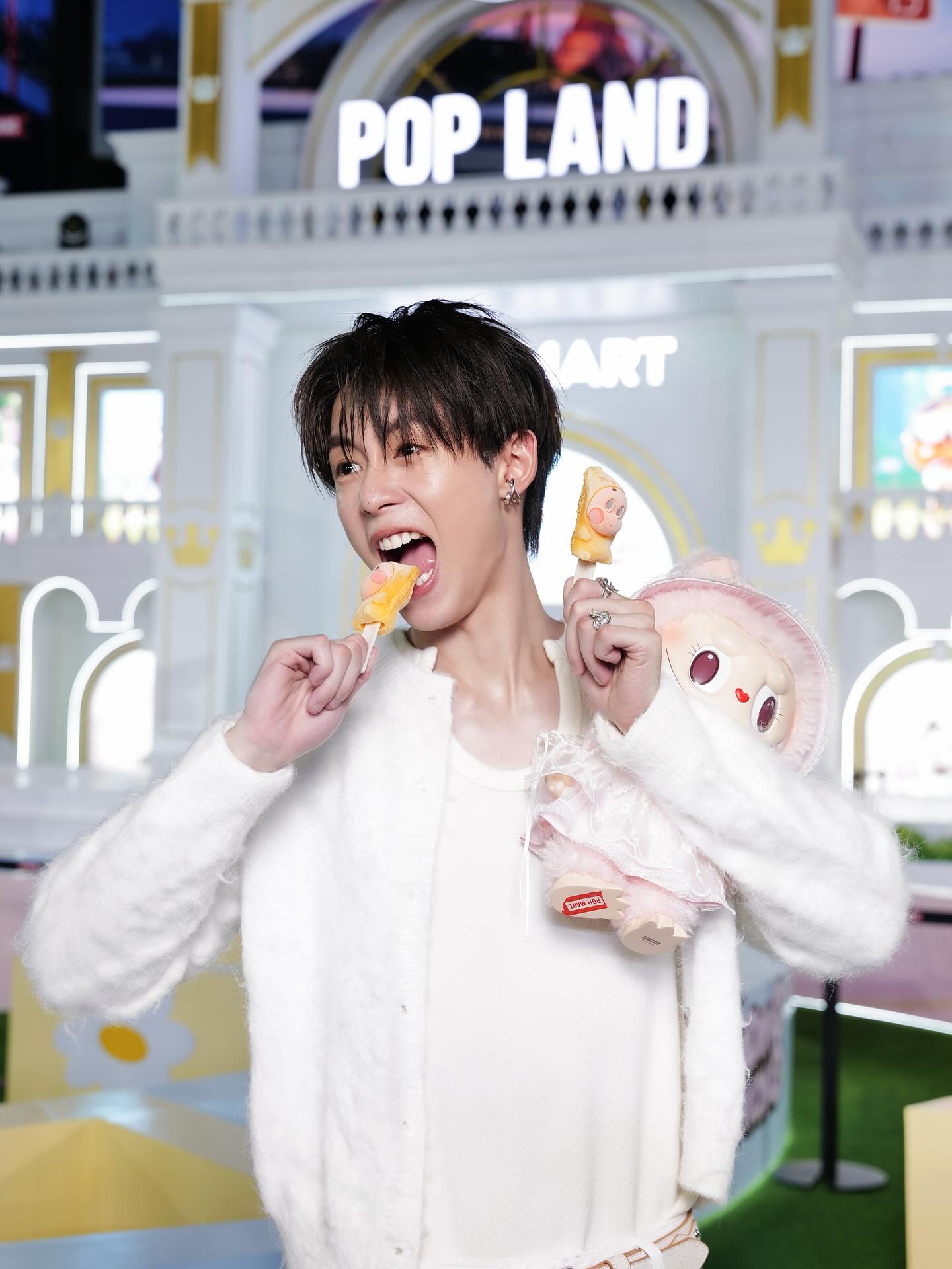 นิว - ชยภัค ตันประยูร