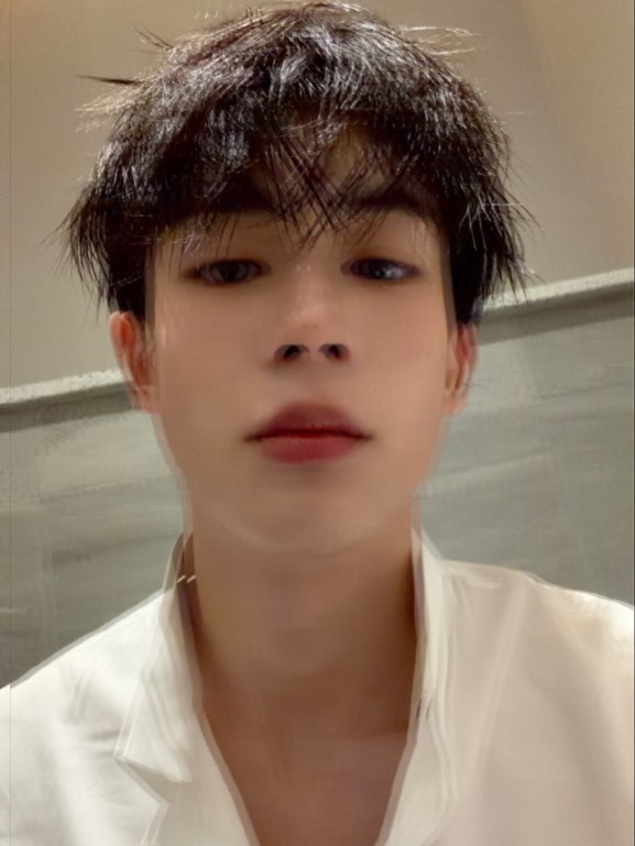 นิว - ชยภัค ตันประยูร