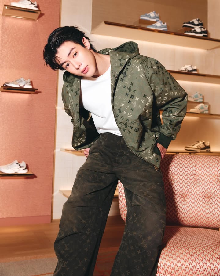 นิว - ชยภัค ตันประยูร