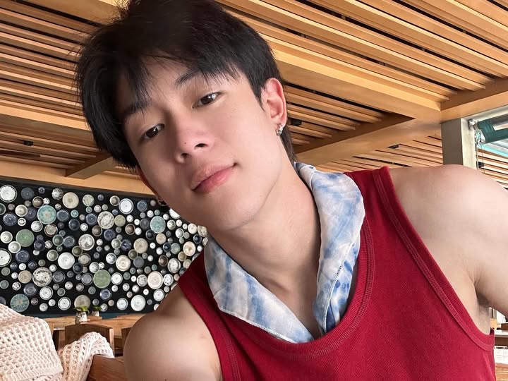 นิว - ชยภัค ตันประยูร