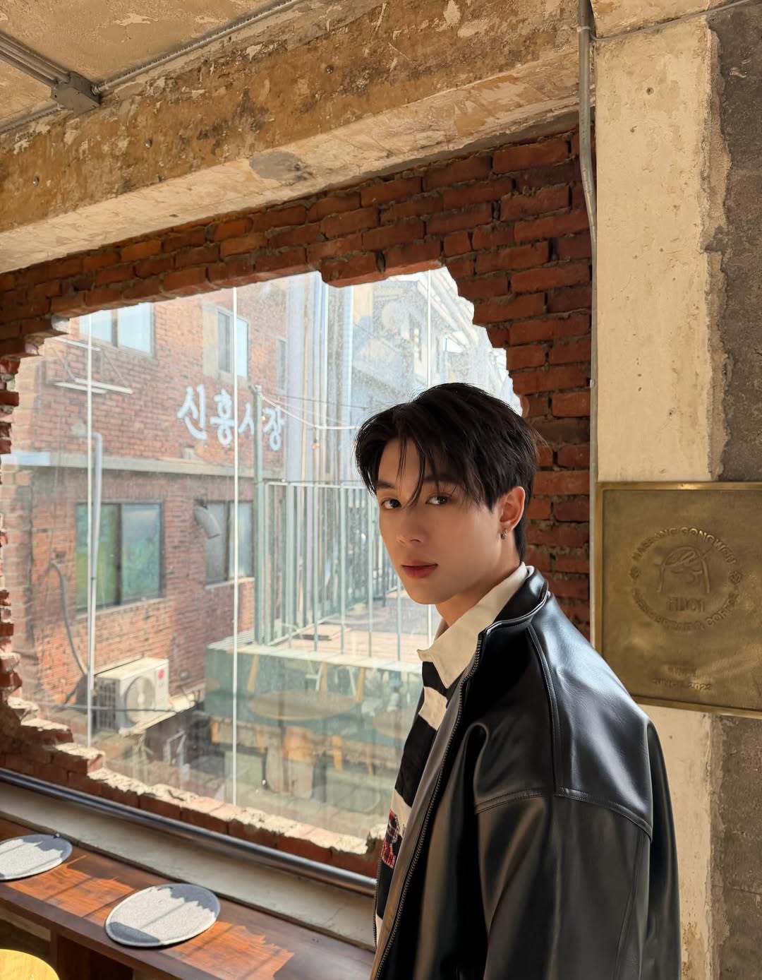 นิว - ชยภัค ตันประยูร