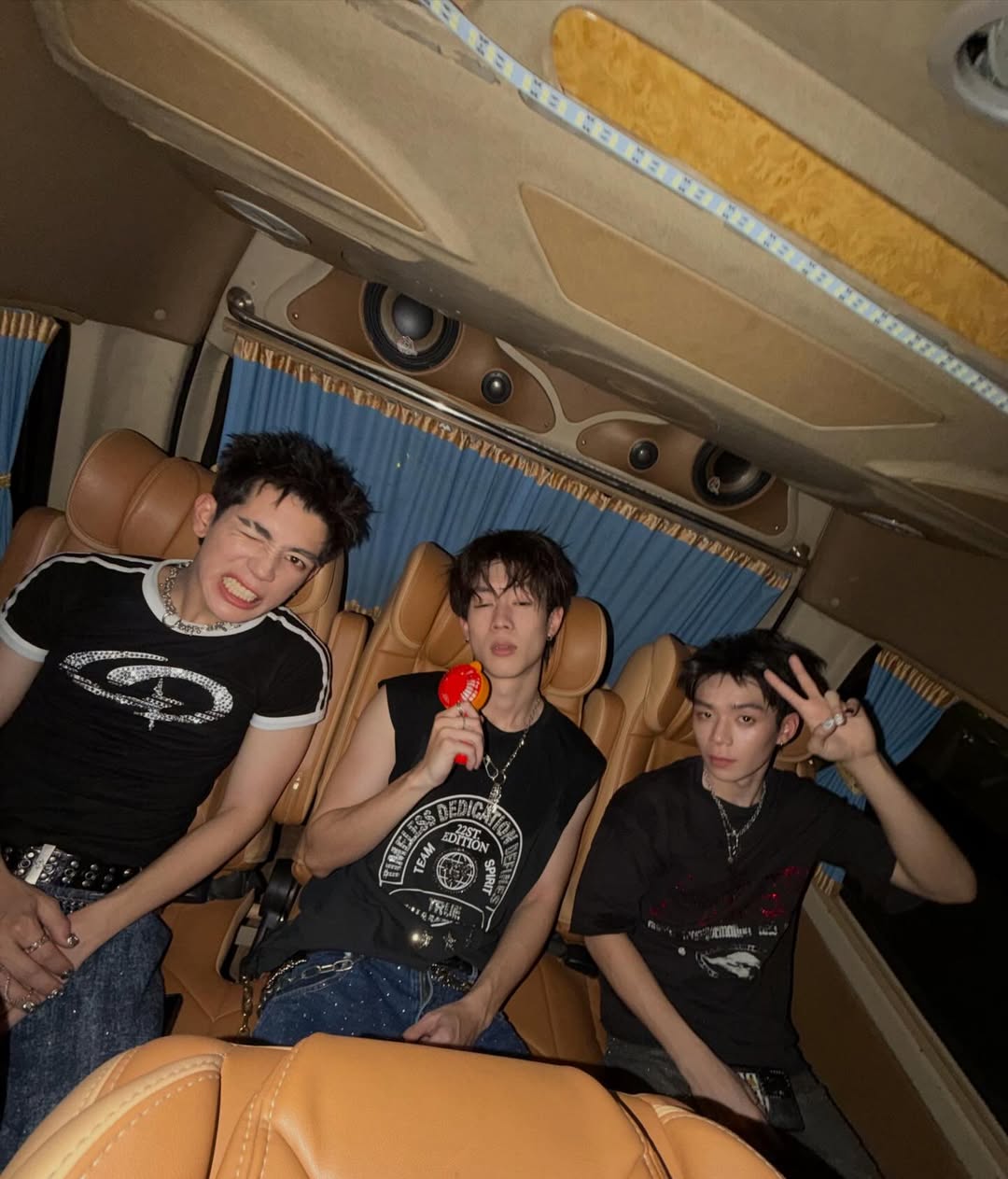 นิว - ชยภัค ตันประยูร