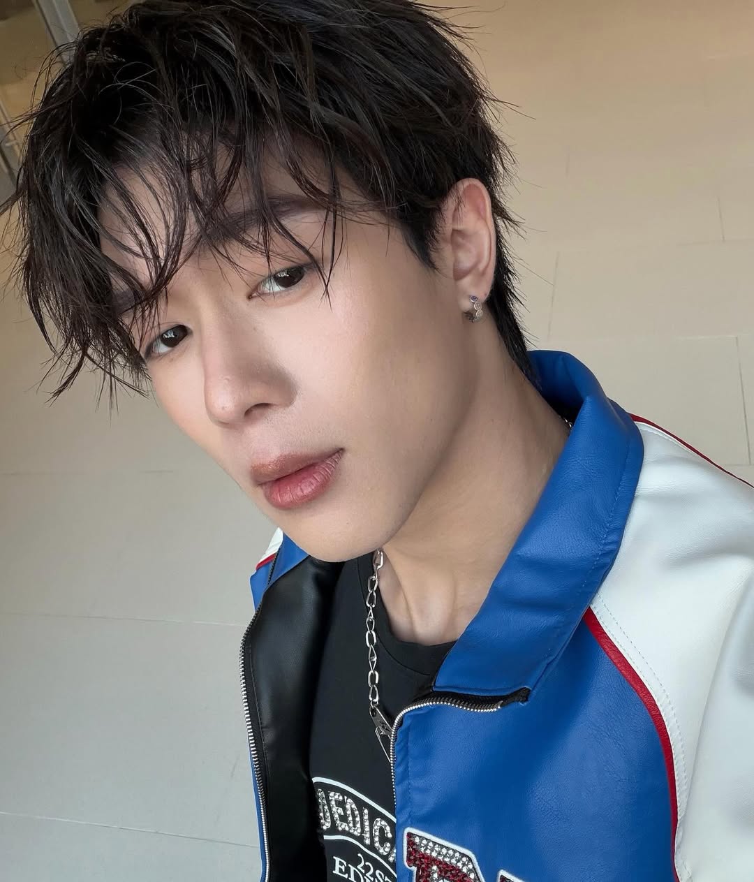 นิว - ชยภัค ตันประยูร