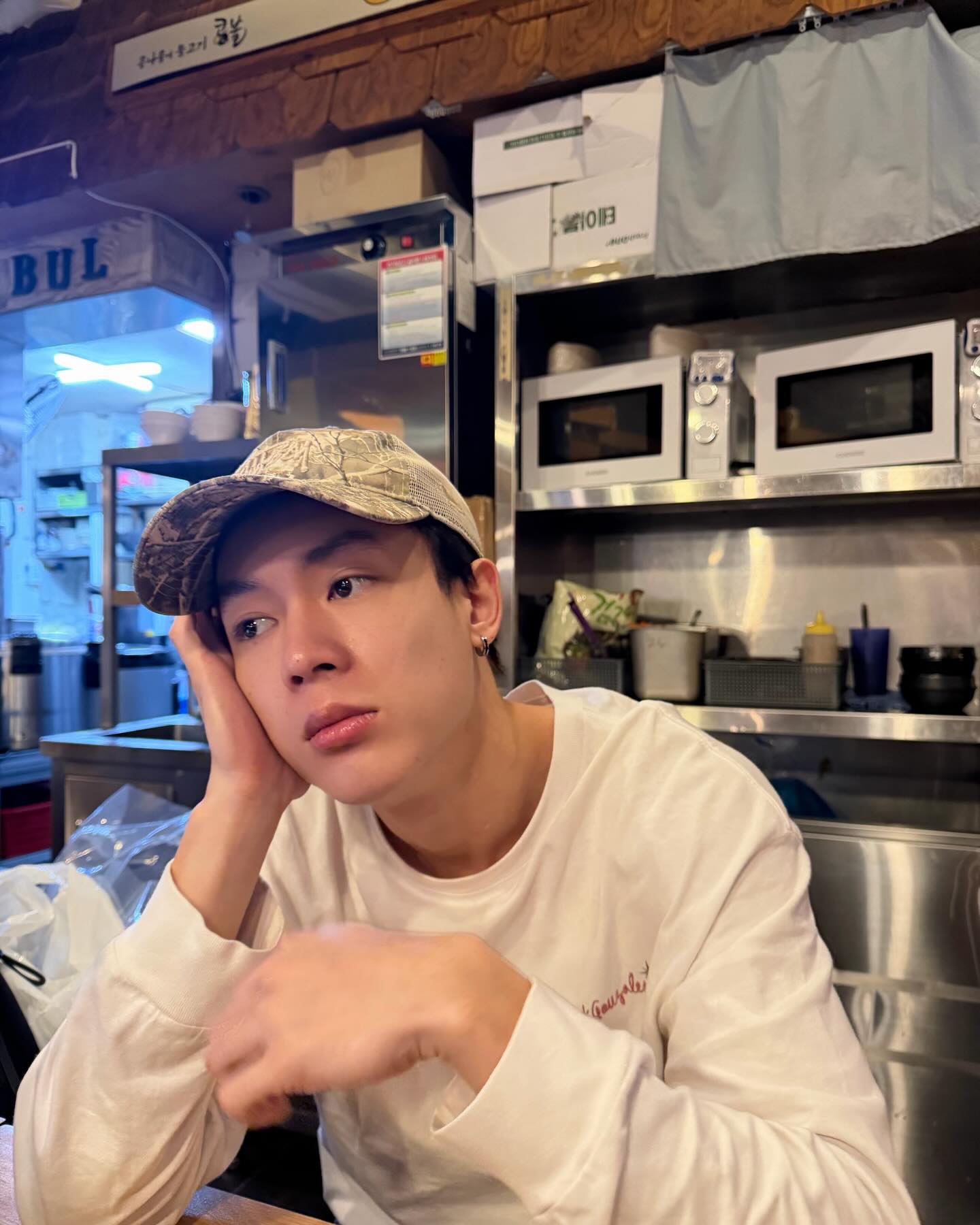 นิว - ชยภัค ตันประยูร