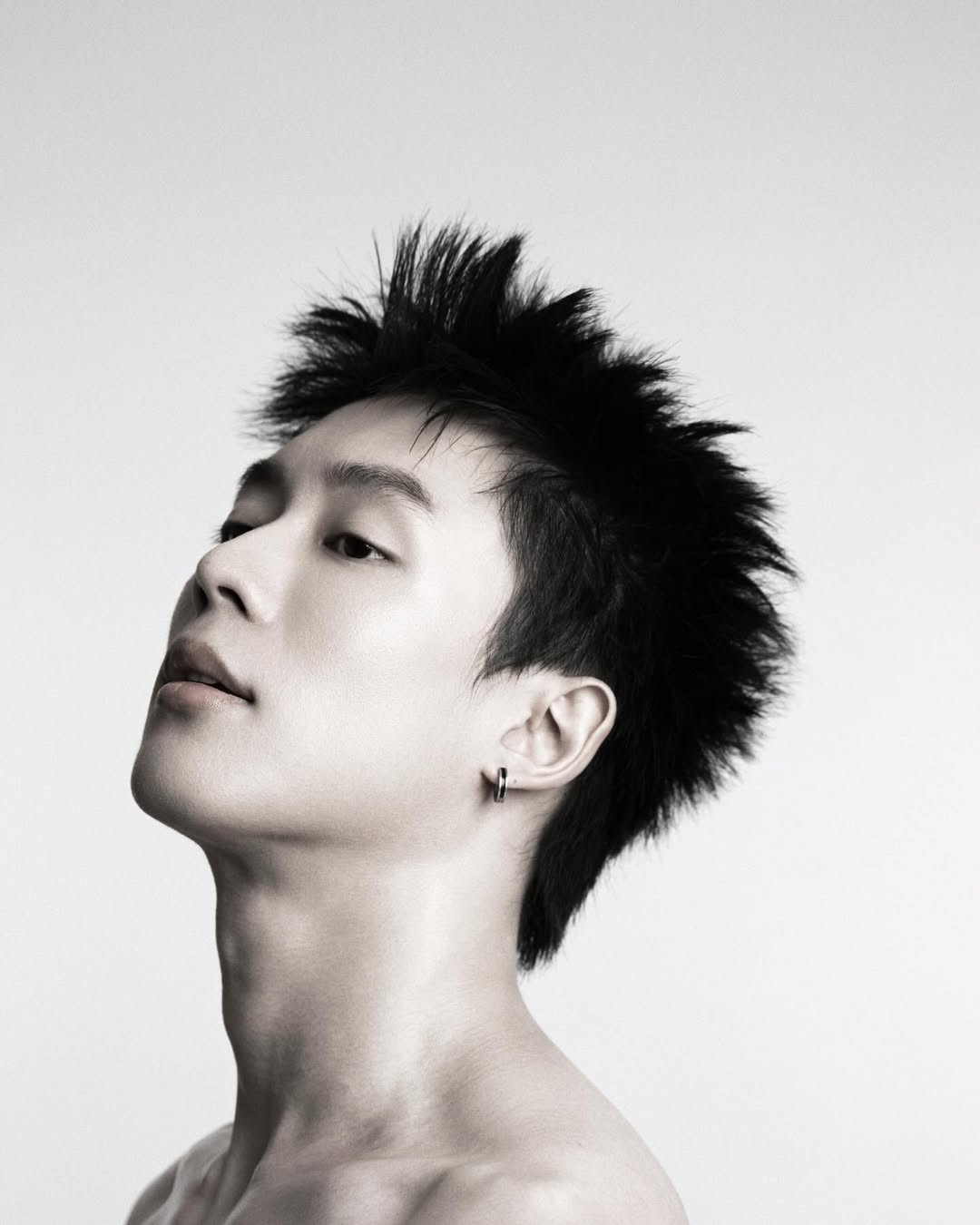 นิว - ชยภัค ตันประยูร