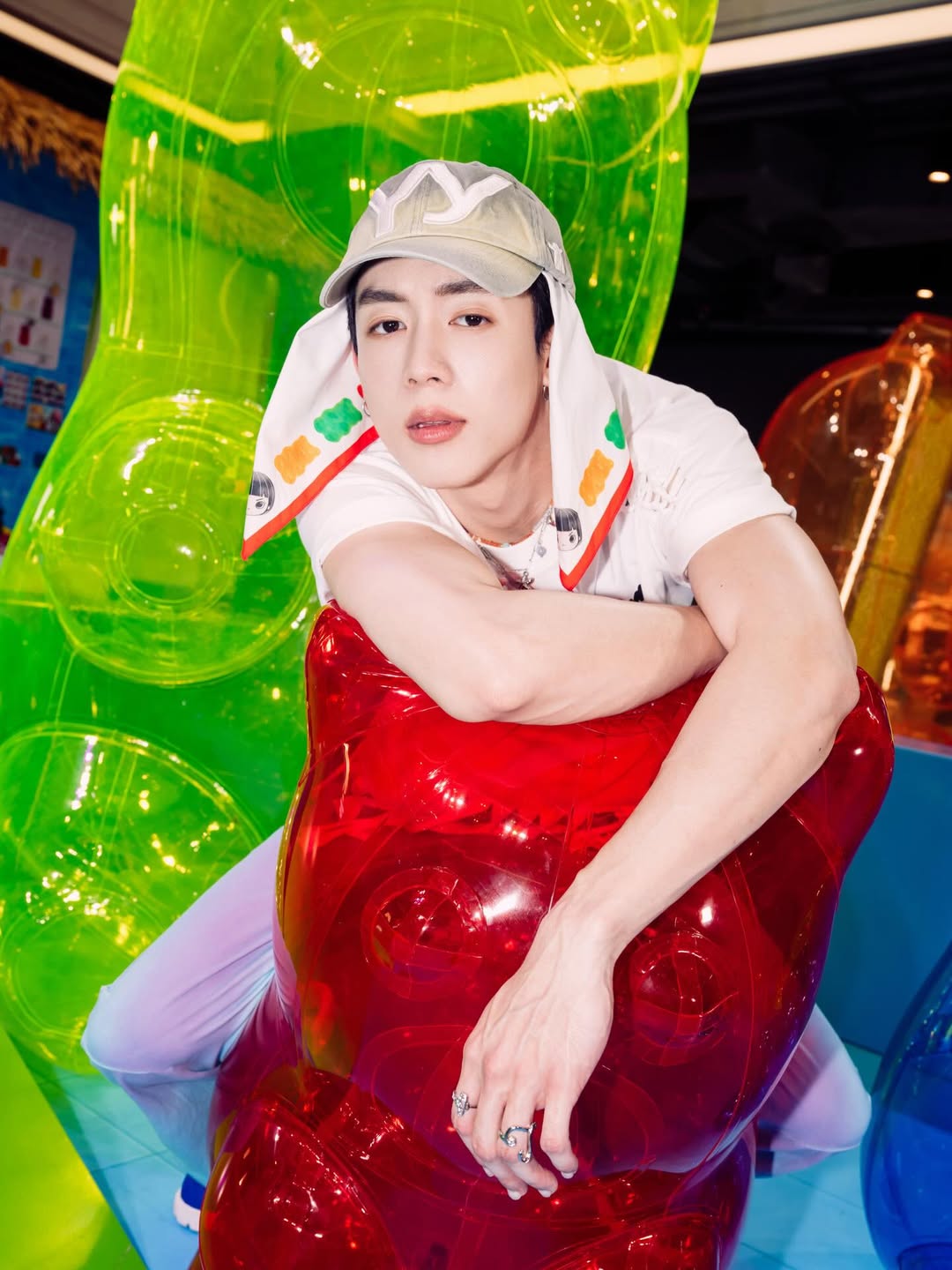 นิว - ชยภัค ตันประยูร