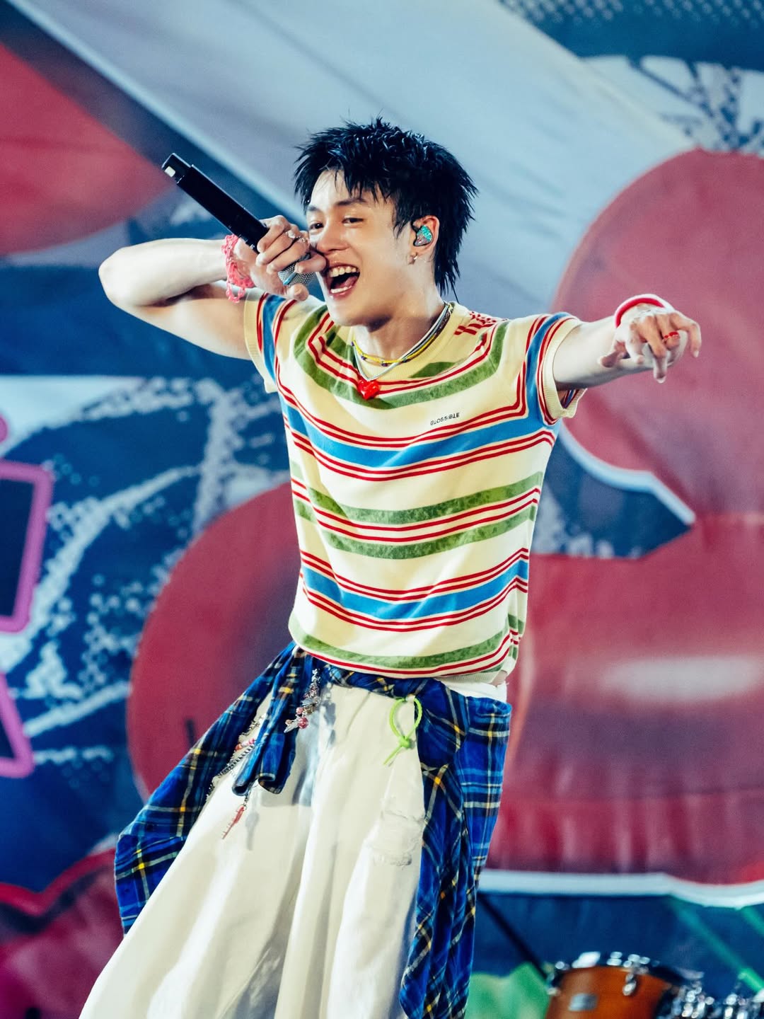 นิว - ชยภัค ตันประยูร