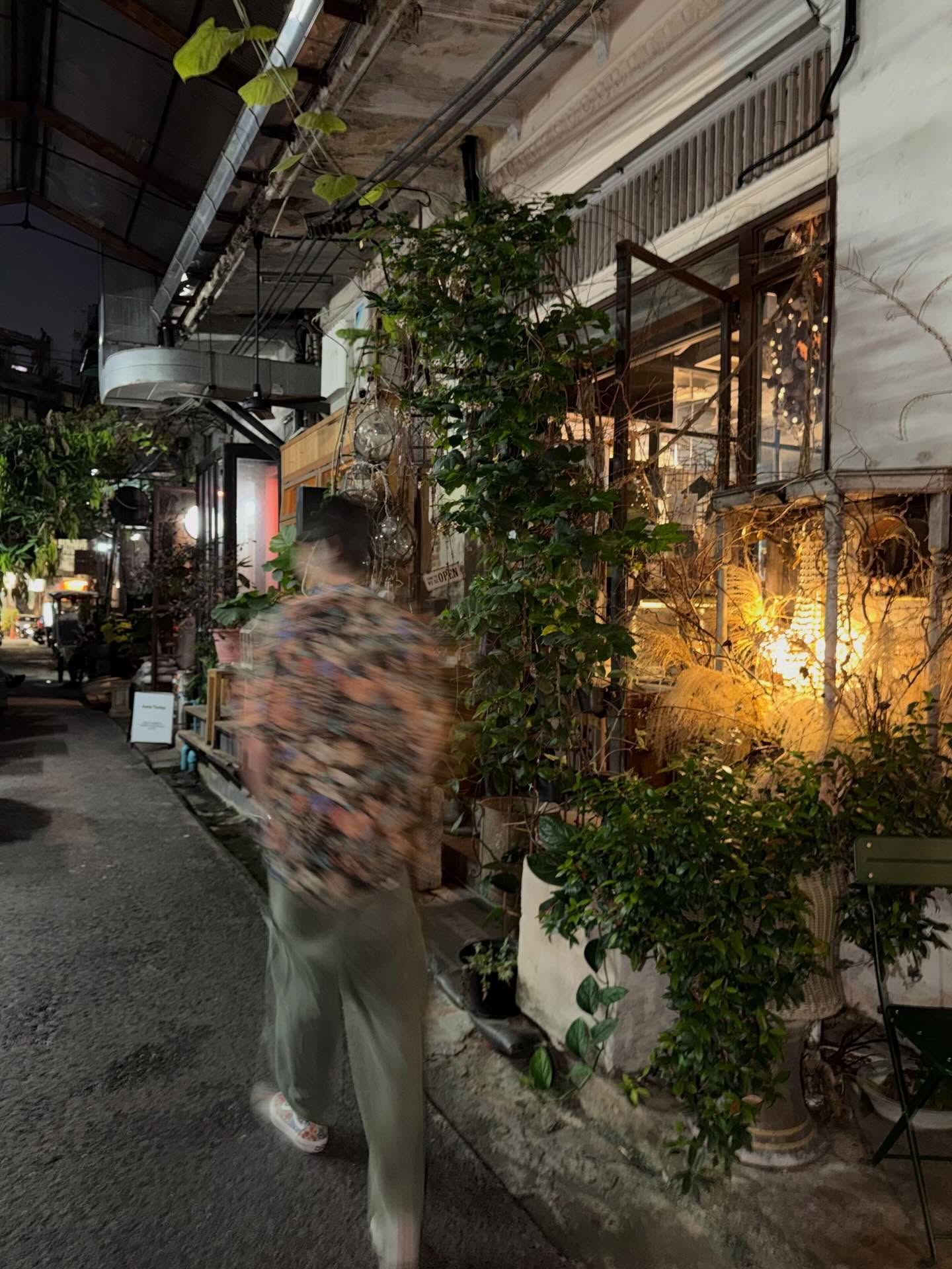 นิว - ชยภัค ตันประยูร