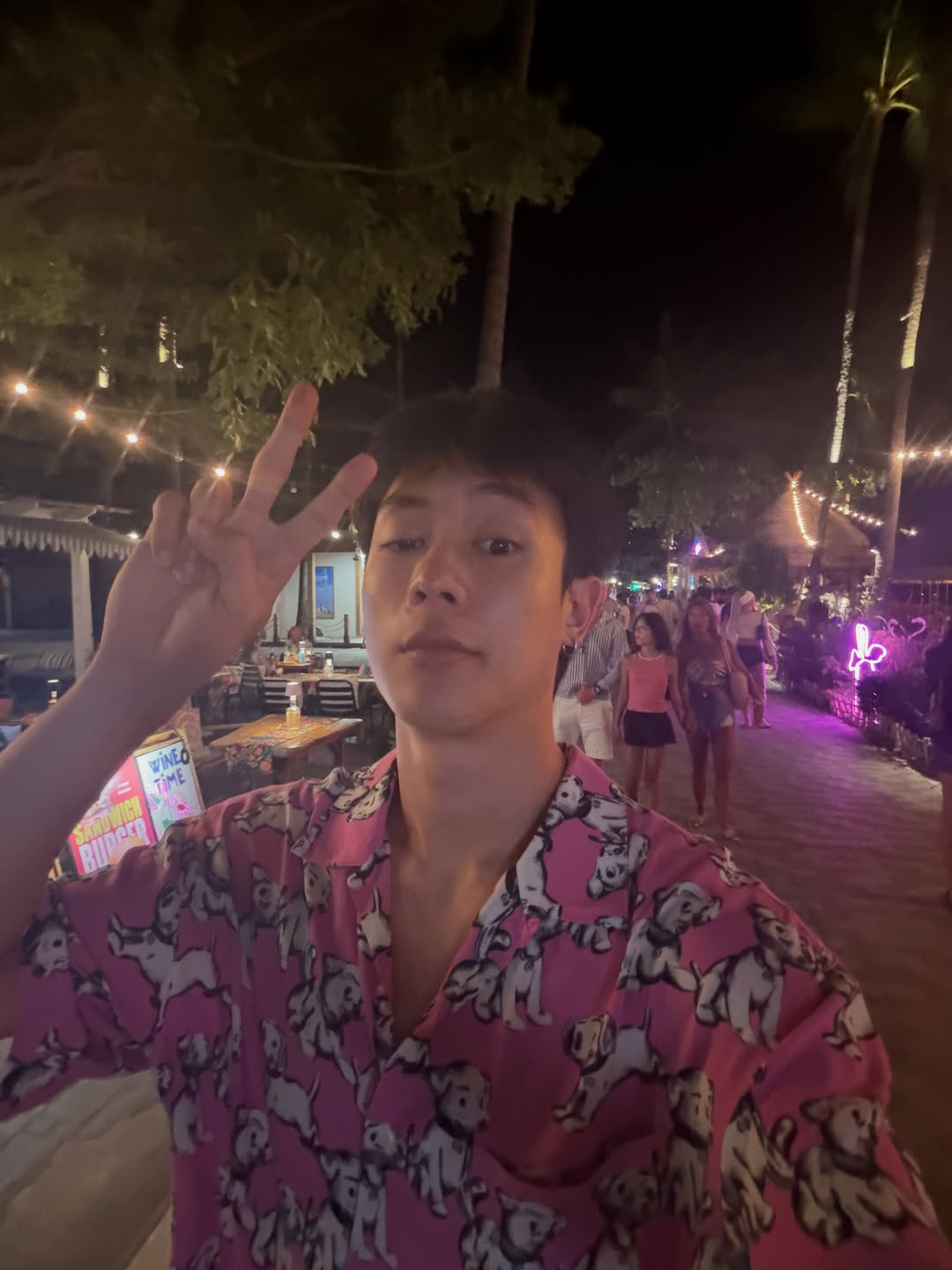 นิว - ชยภัค ตันประยูร