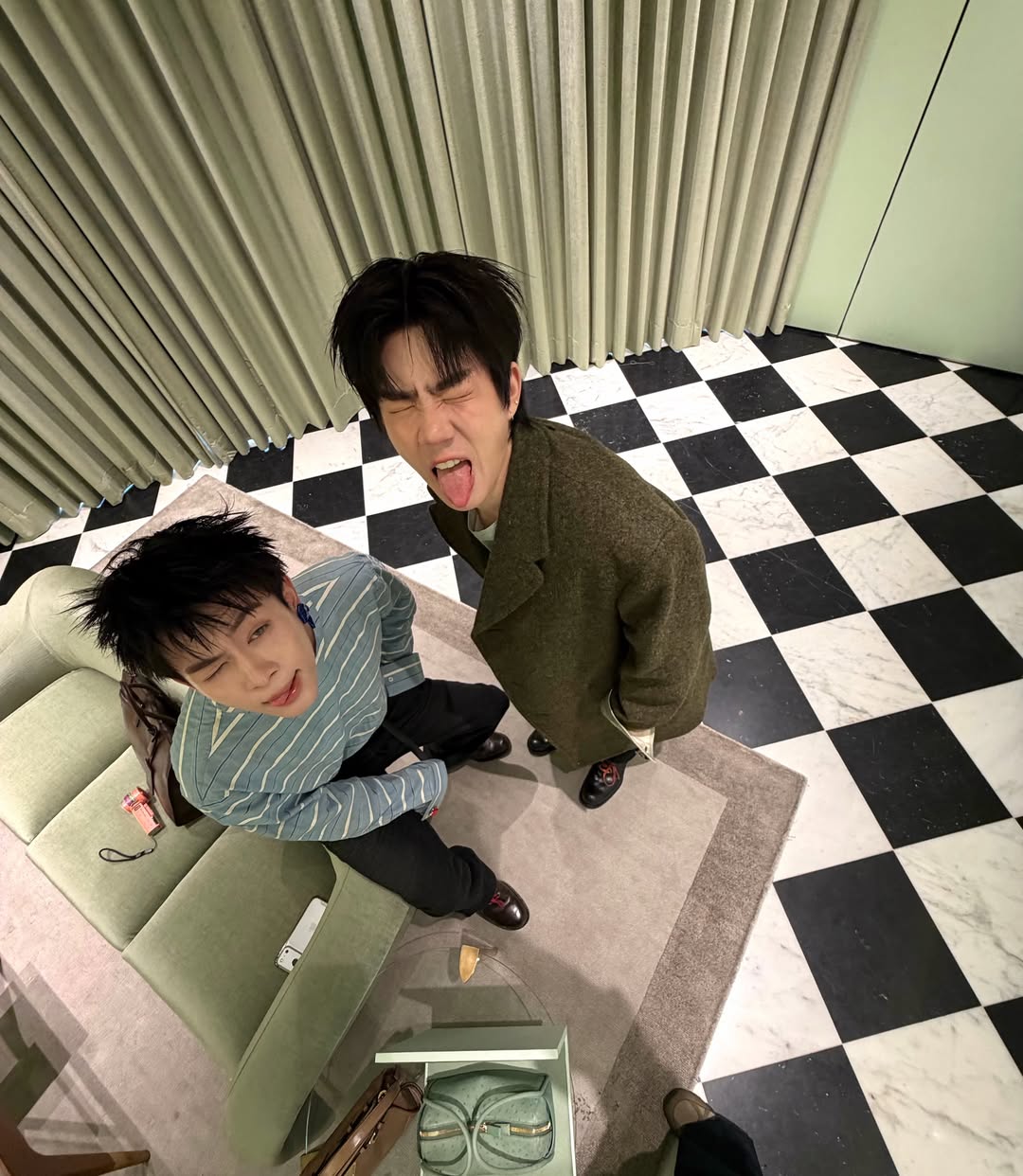 นิว - ชยภัค ตันประยูร