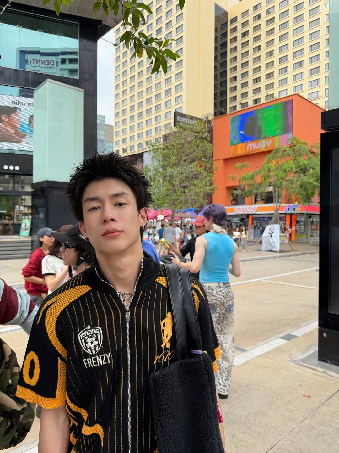 นิว - ชยภัค ตันประยูร