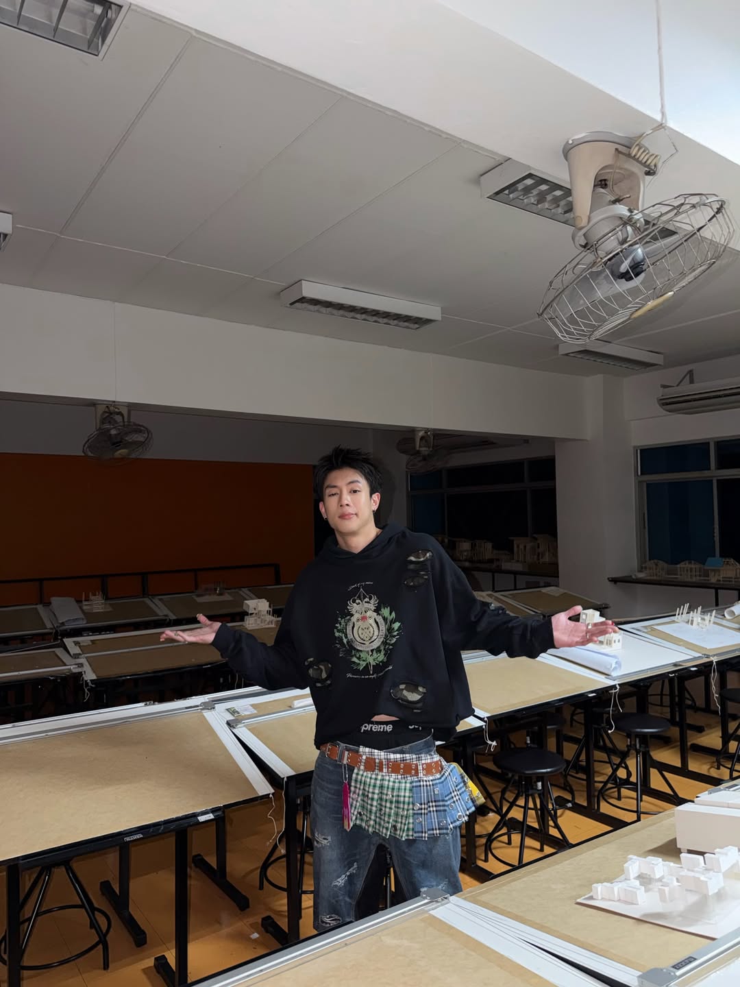 นิว - ชยภัค ตันประยูร