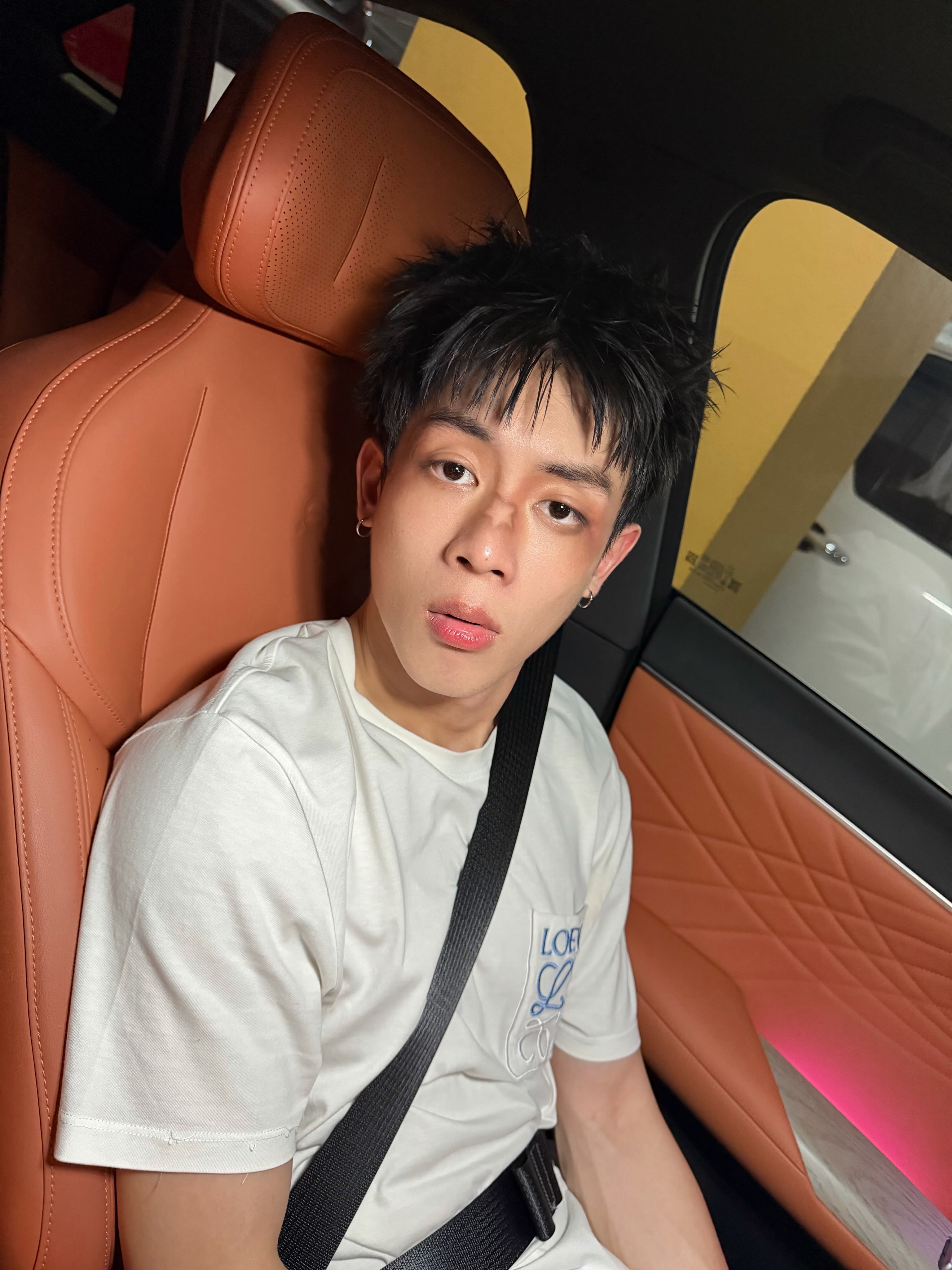นิว - ชยภัค ตันประยูร
