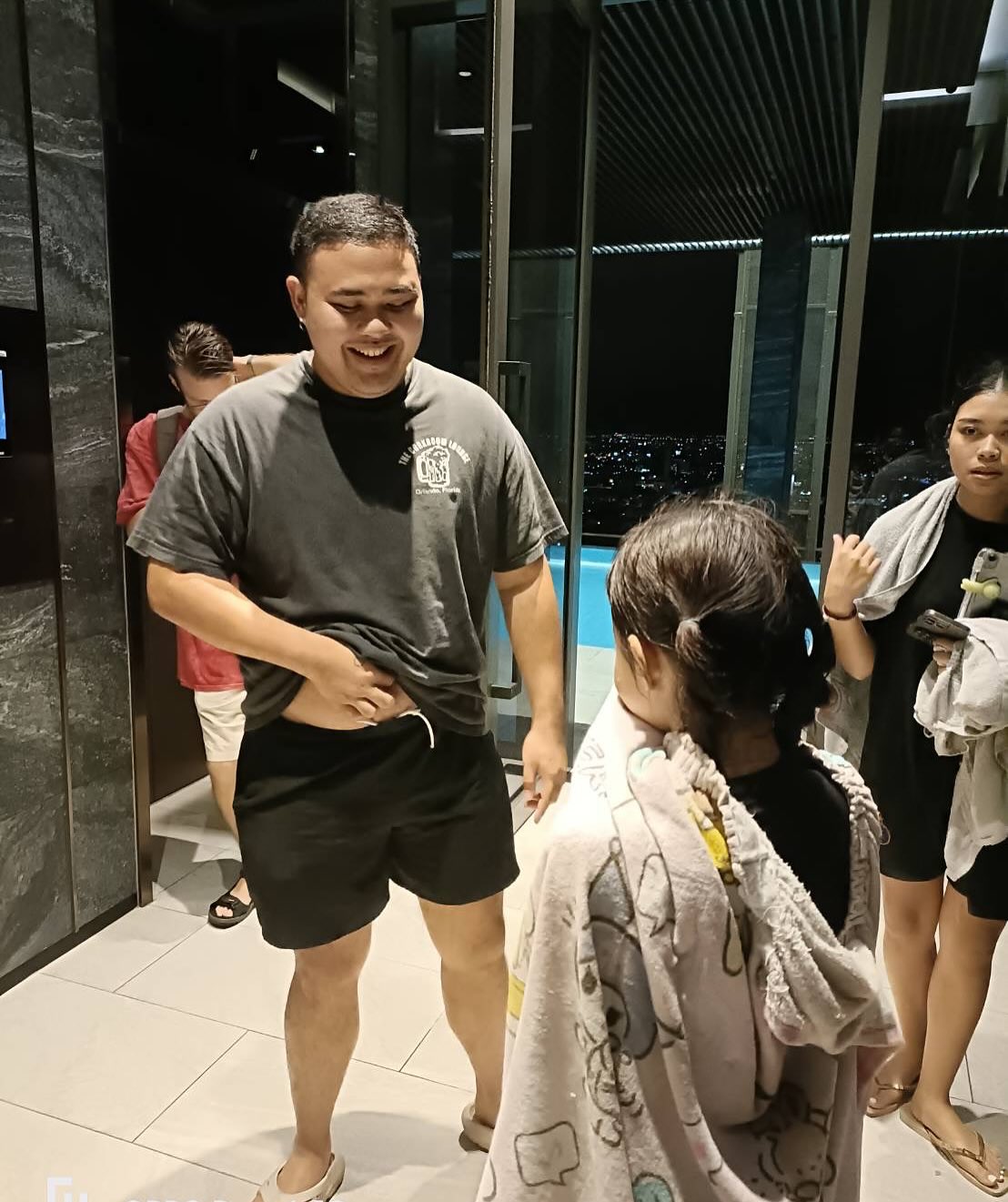 แจ๊ส ชวนชื่น