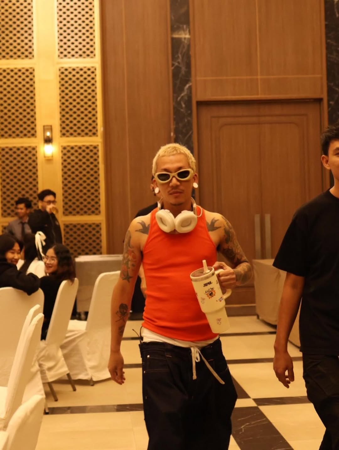 แจ๊ส ชวนชื่น