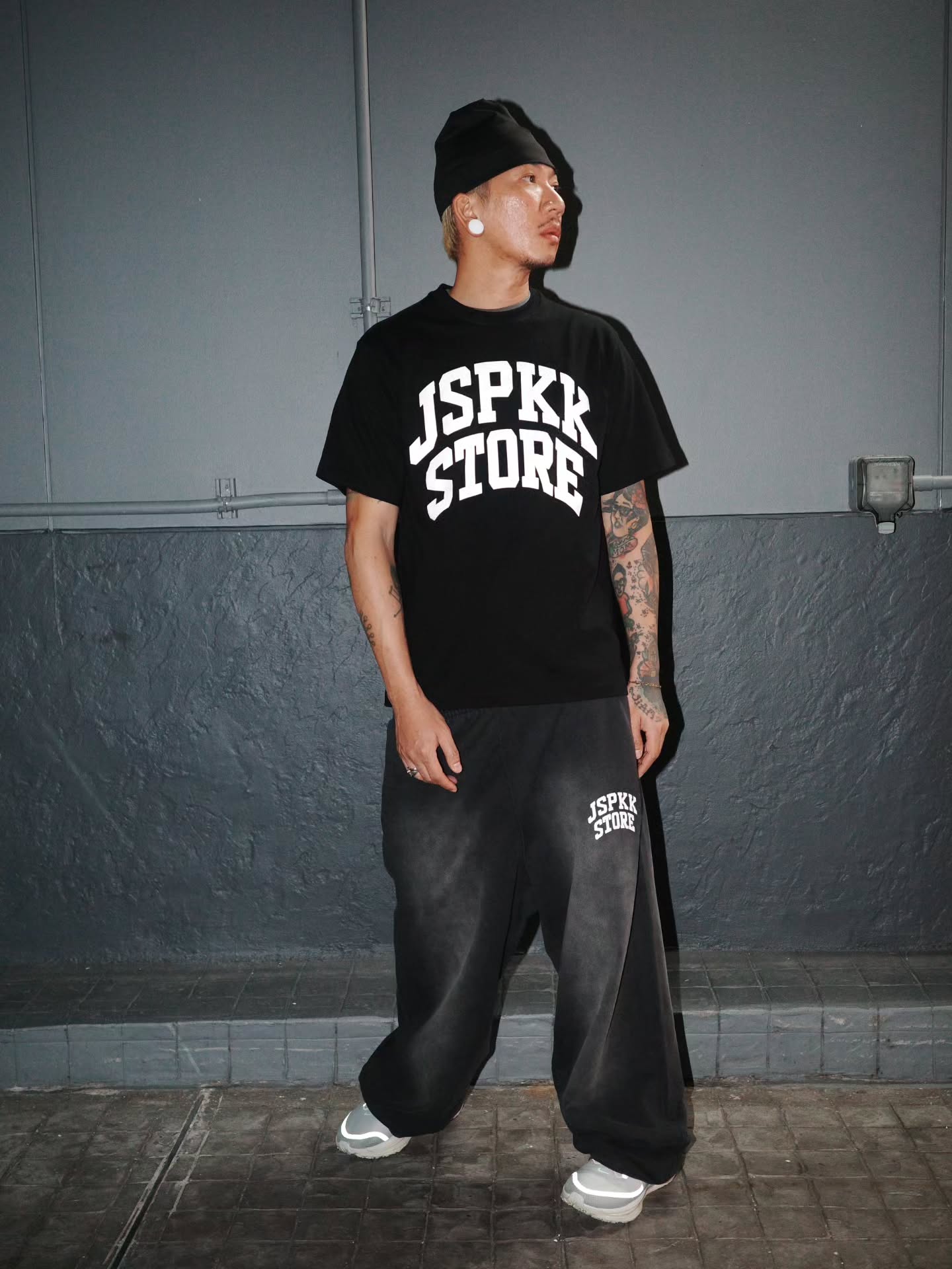 แจ๊ส ชวนชื่น