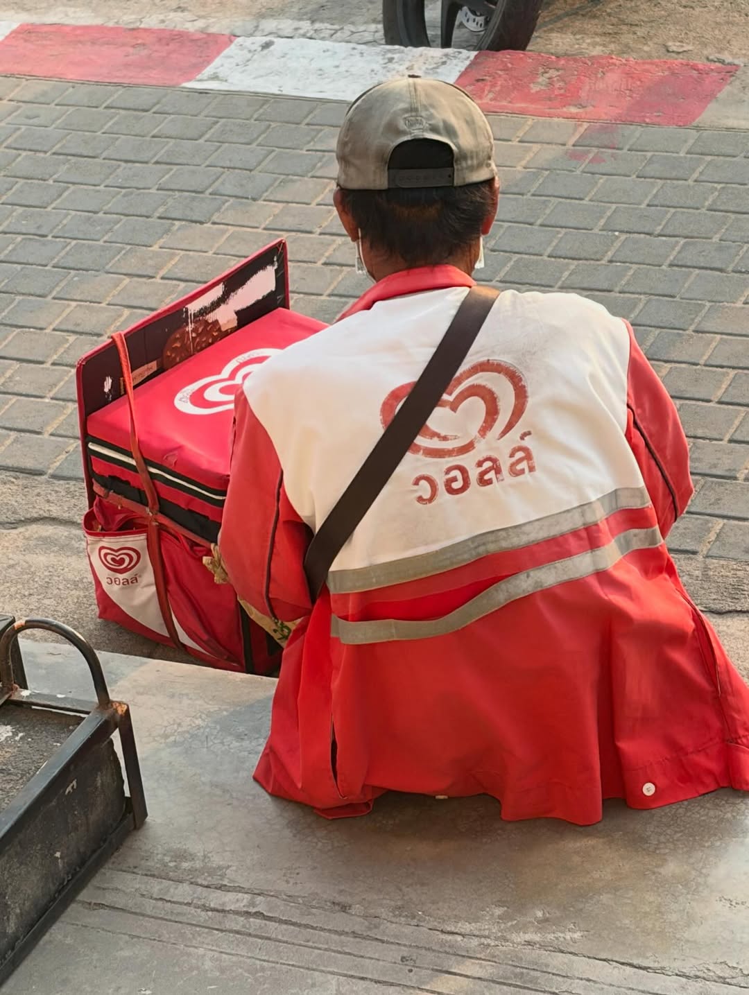 แจ๊ส ชวนชื่น