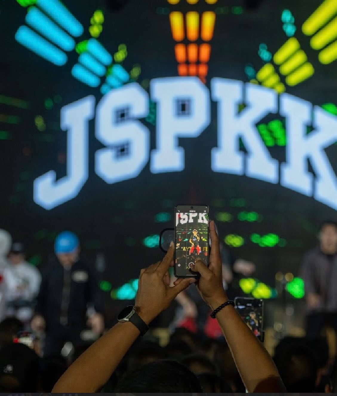 แจ๊ส ชวนชื่น