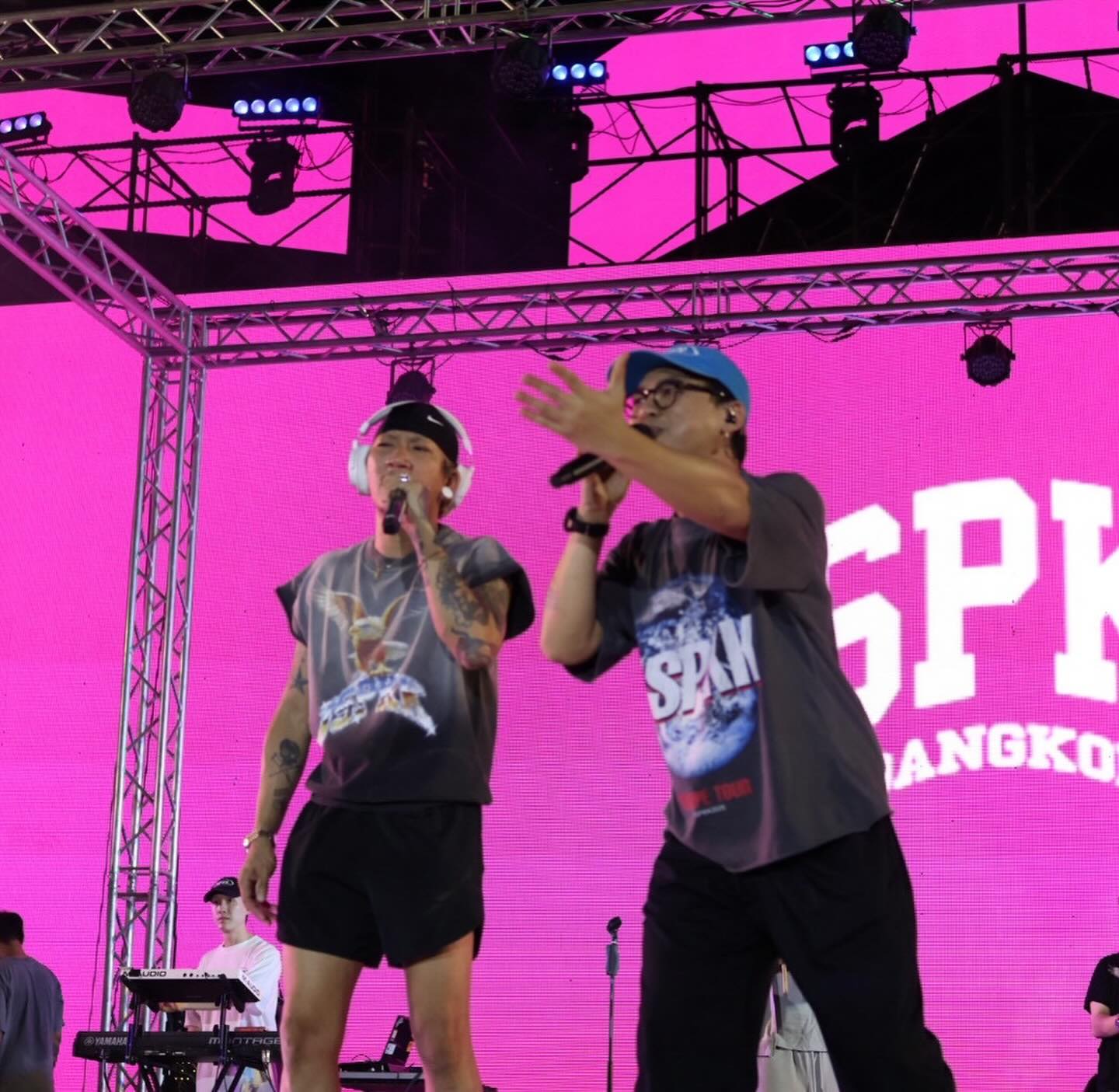 แจ๊ส ชวนชื่น