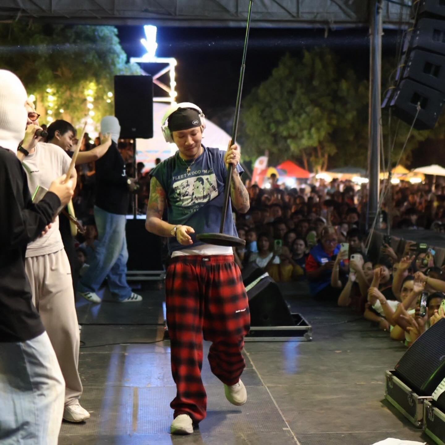 แจ๊ส ชวนชื่น