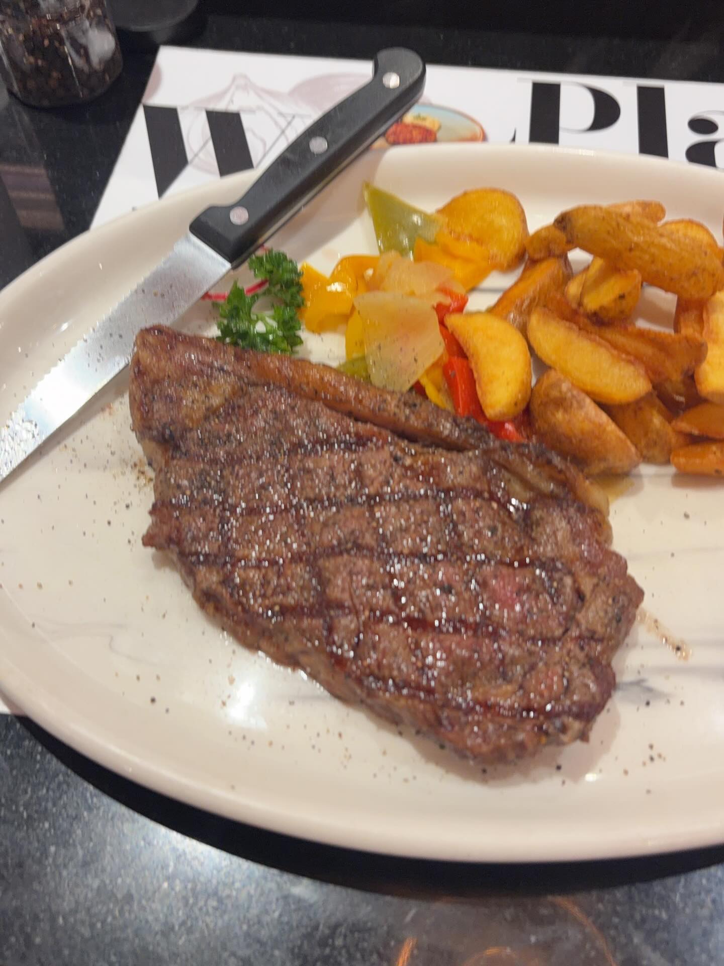 แจ๊ส ชวนชื่น