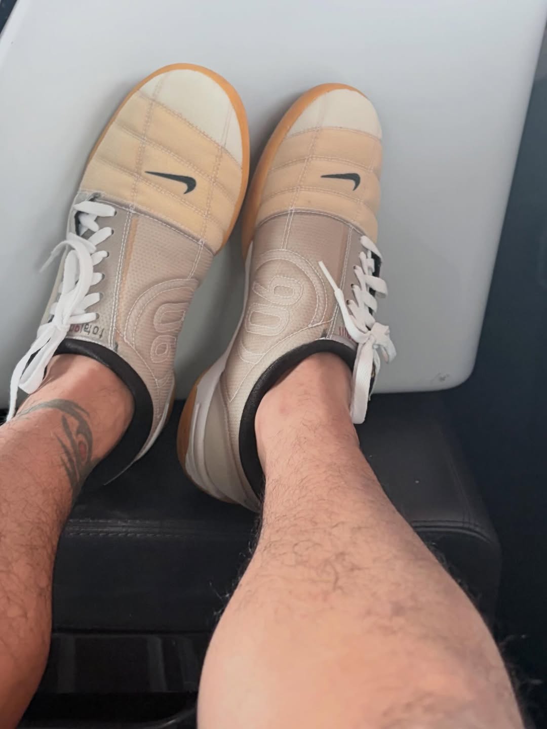 แจ๊ส ชวนชื่น