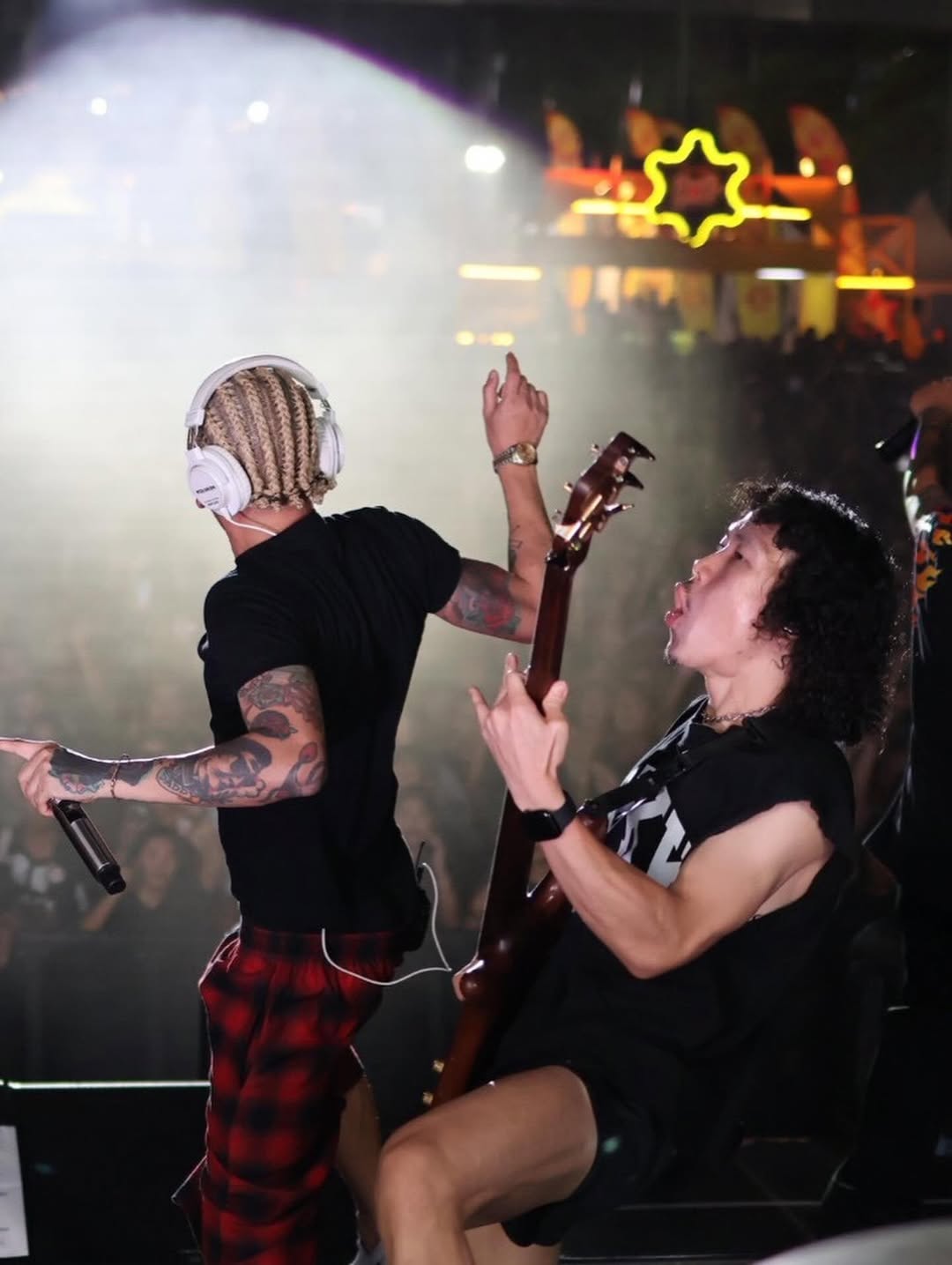 แจ๊ส ชวนชื่น