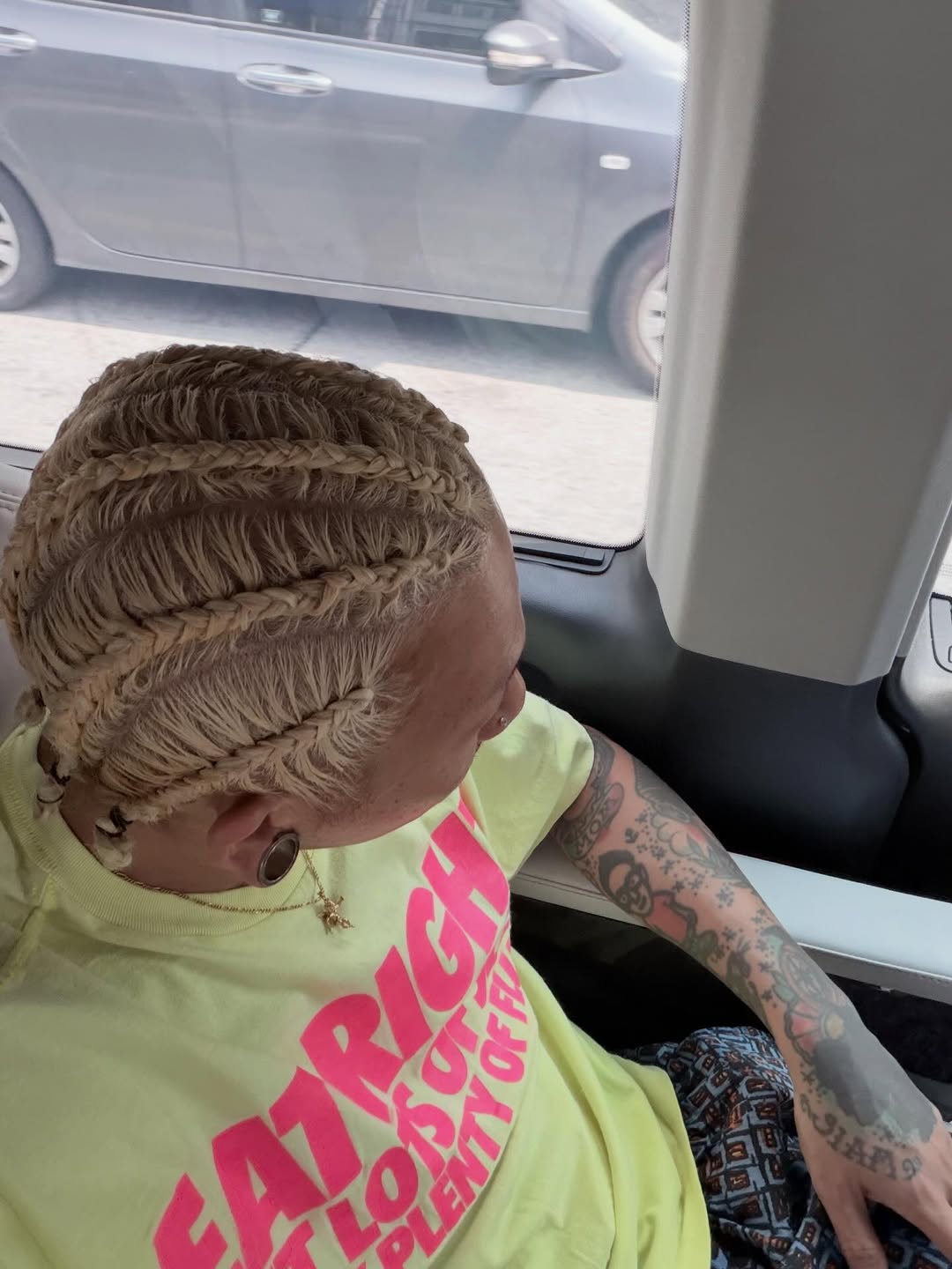 แจ๊ส ชวนชื่น