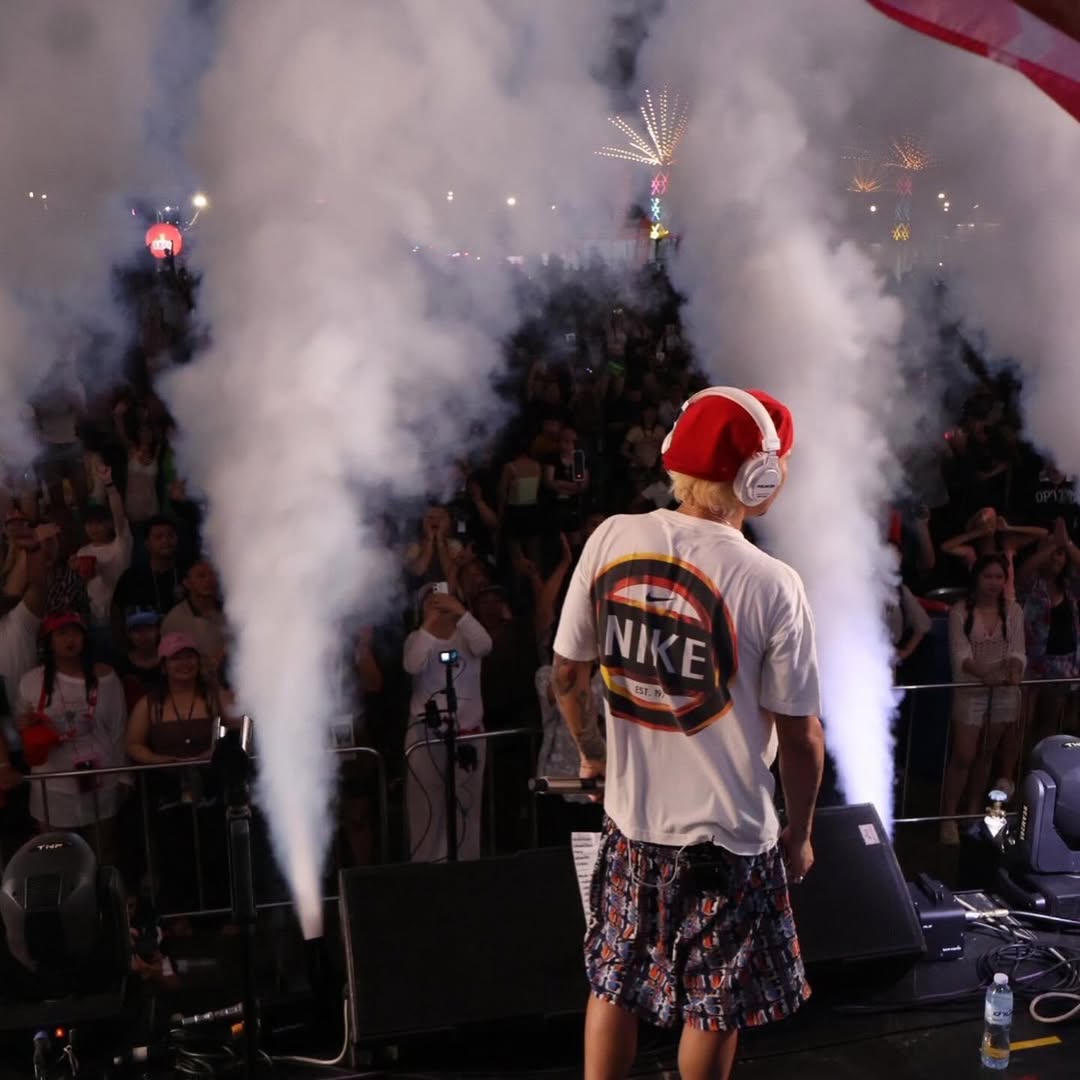 แจ๊ส ชวนชื่น