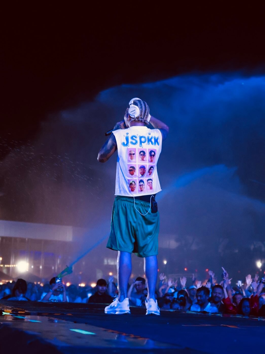 แจ๊ส ชวนชื่น