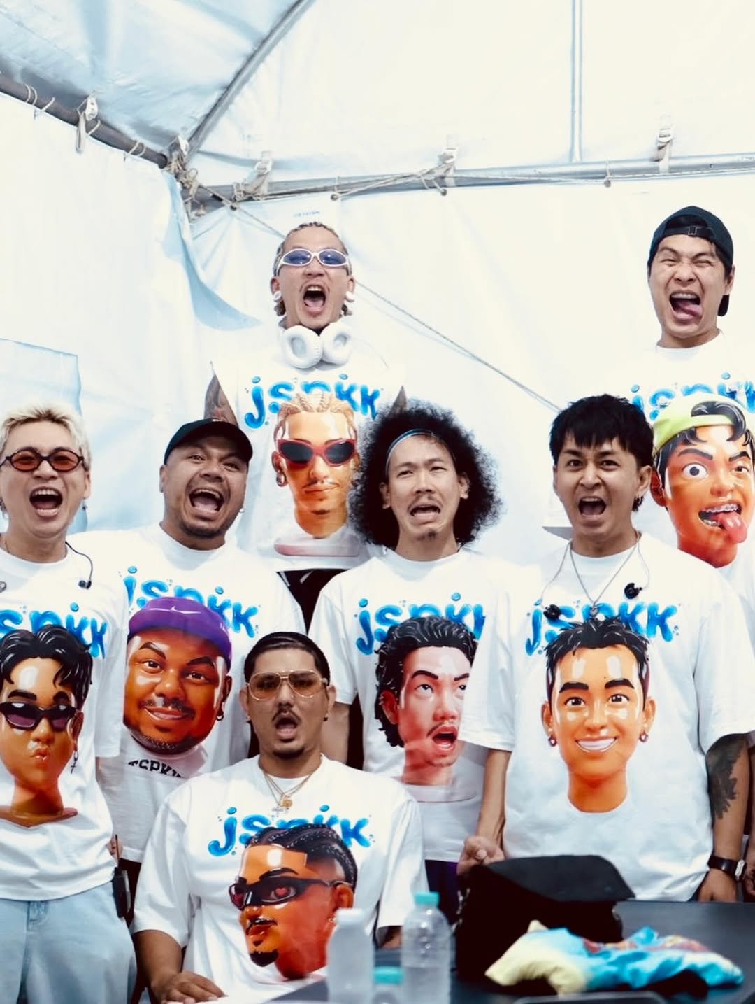 แจ๊ส ชวนชื่น