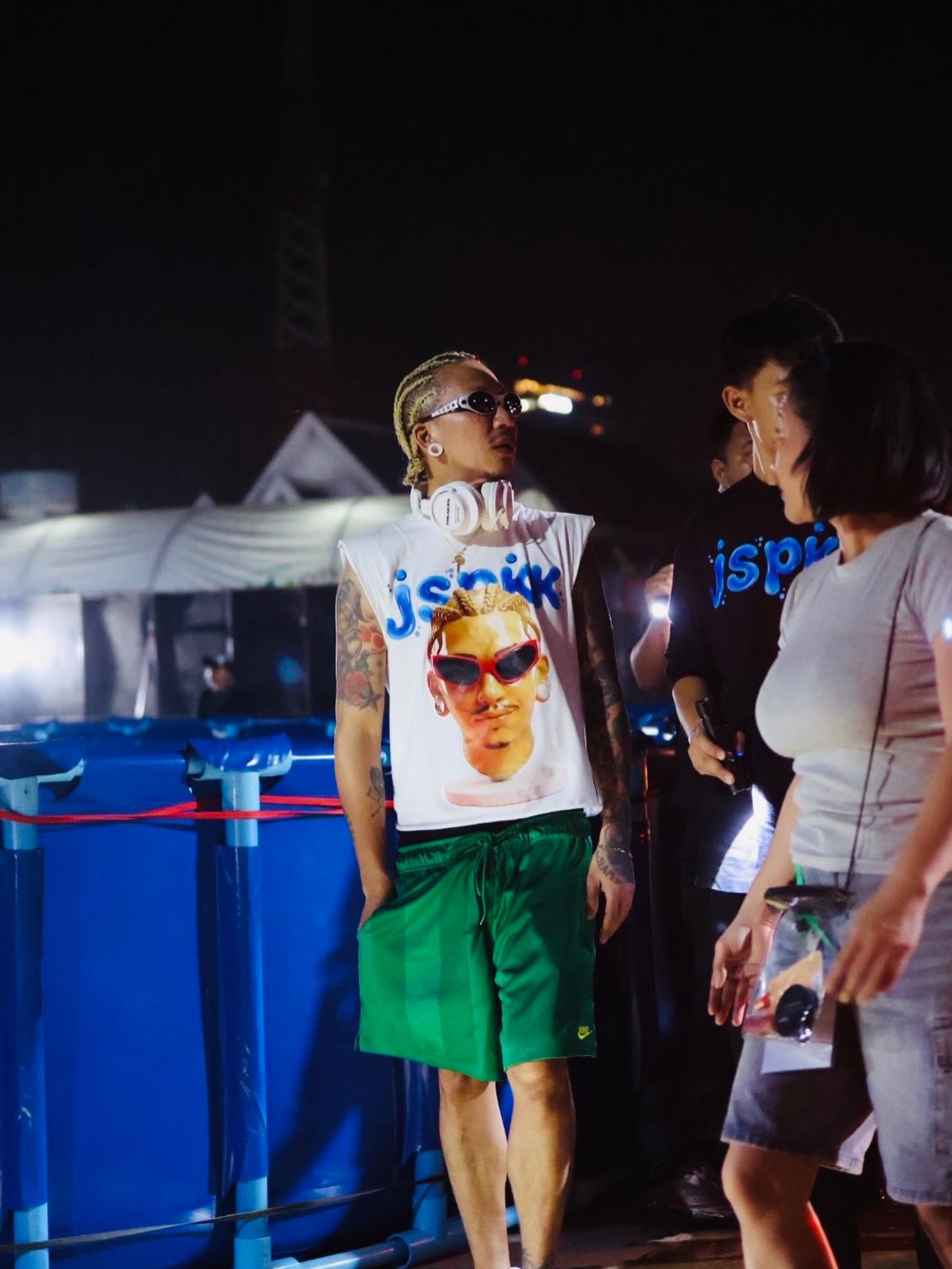 แจ๊ส ชวนชื่น