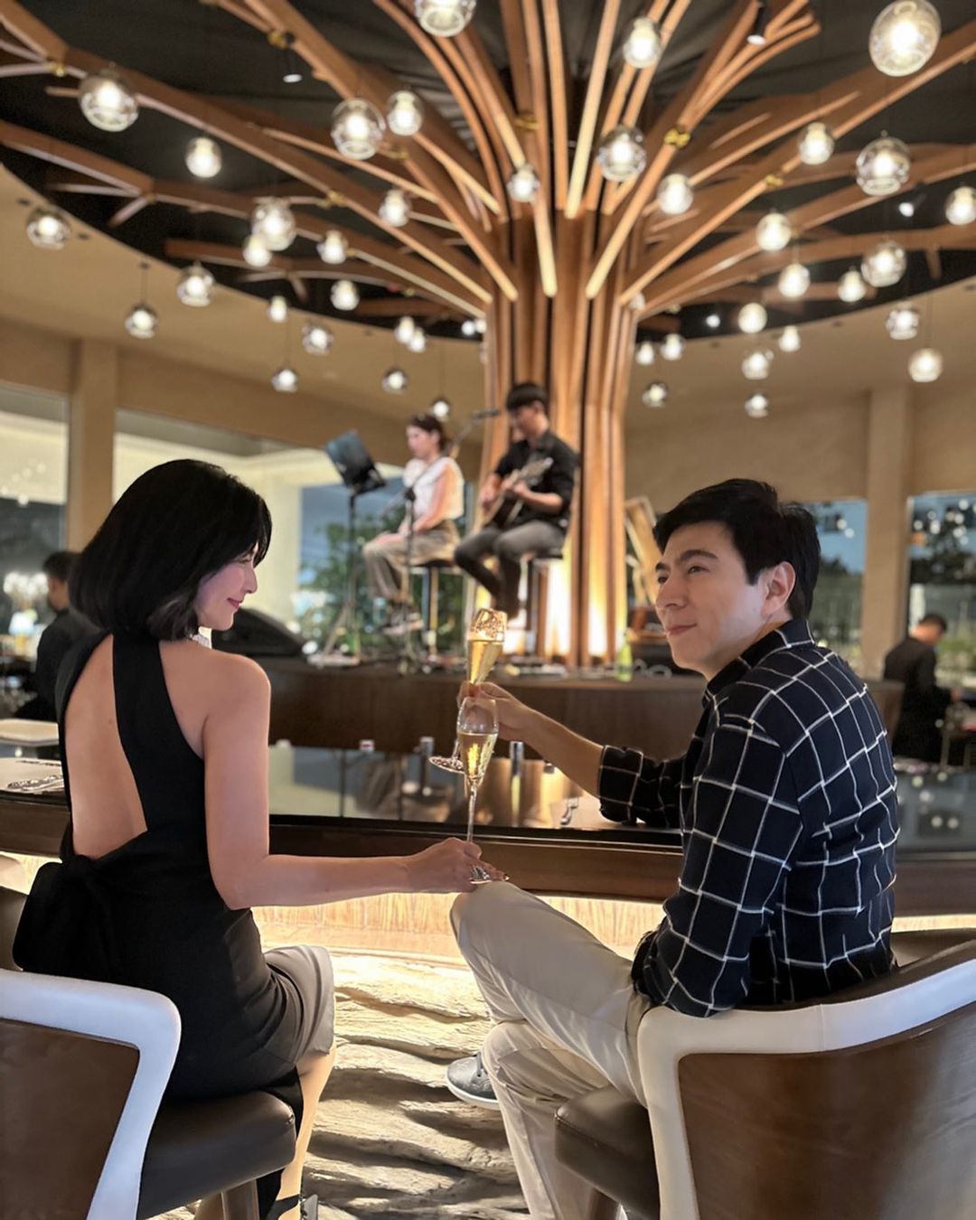 แซม - ยุรนันท์ ภมรมนตรี